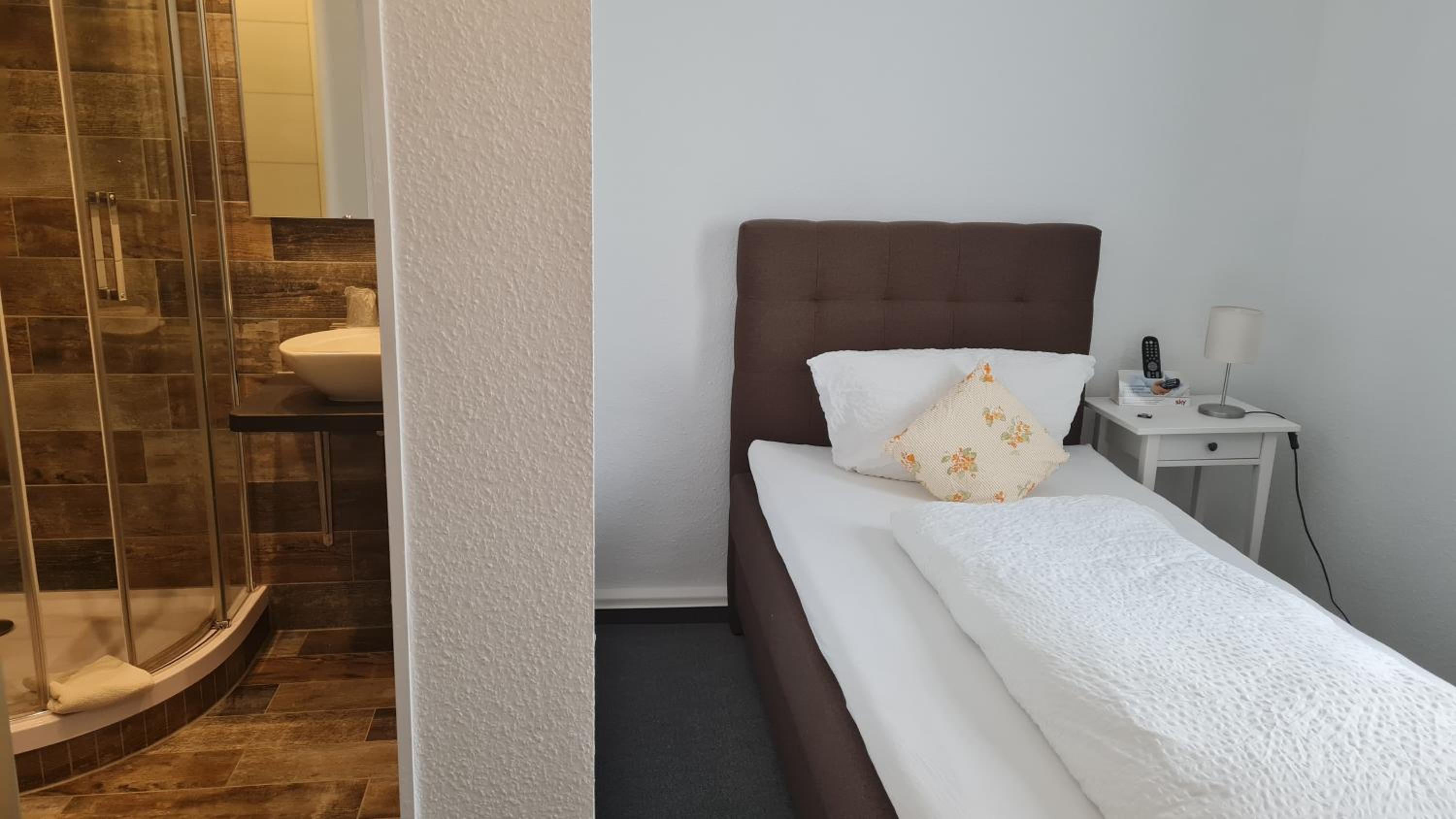Standard Single Room photo 3