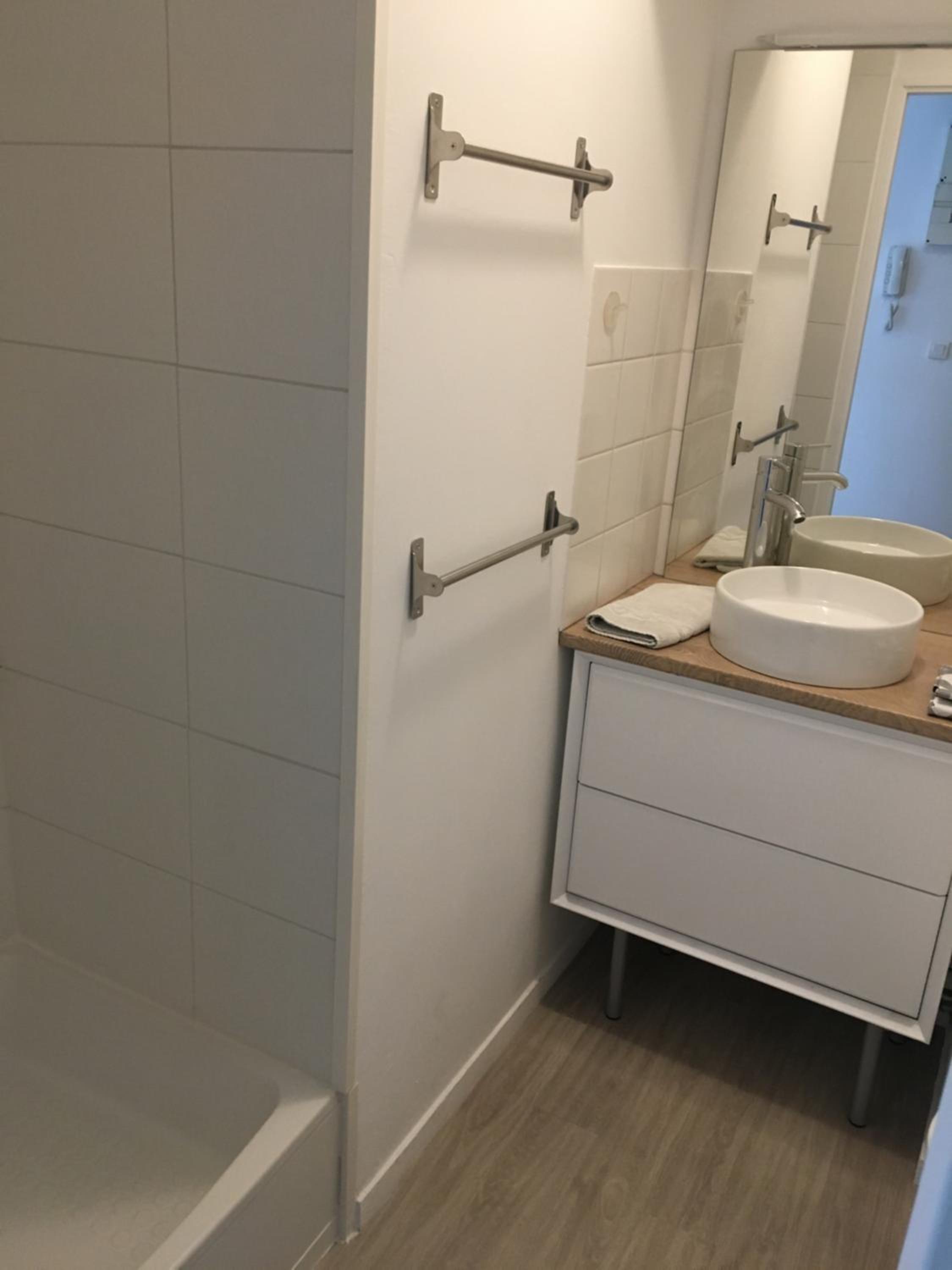 Studio Apartment photo 1