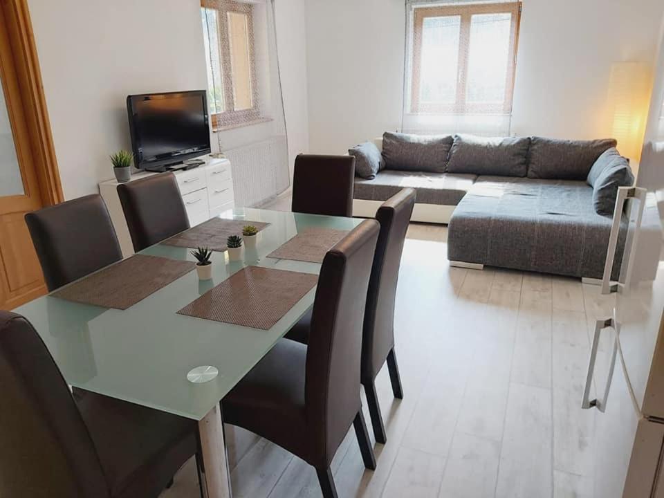 Apartment with Terrace photo 2