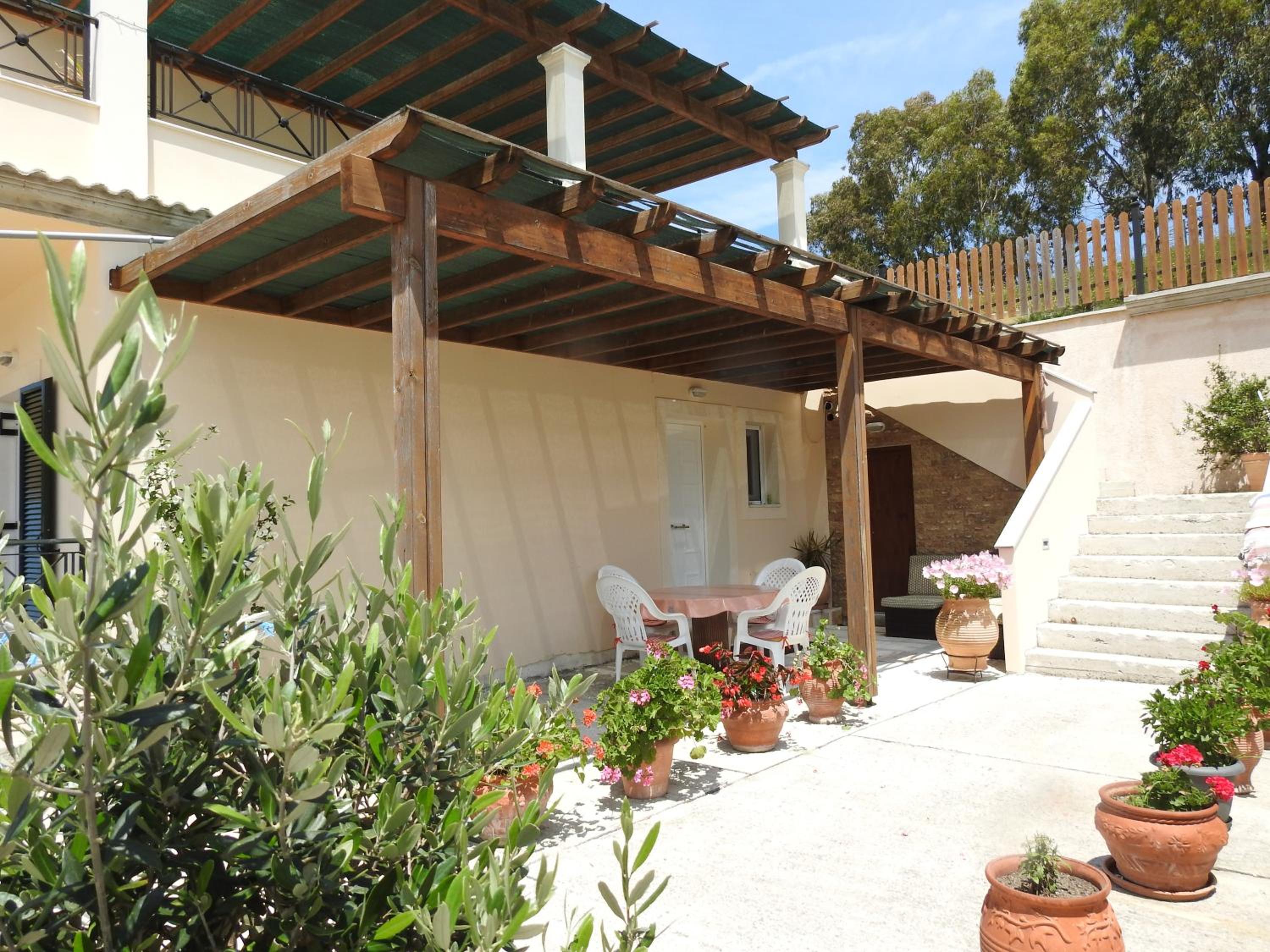 Quadruple Room with Terrace photo 1