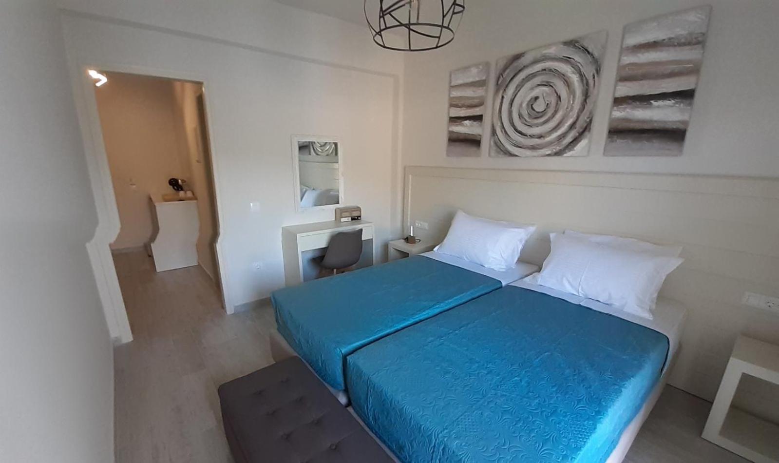 Deluxe Double or Twin Room with Balcony photo 3