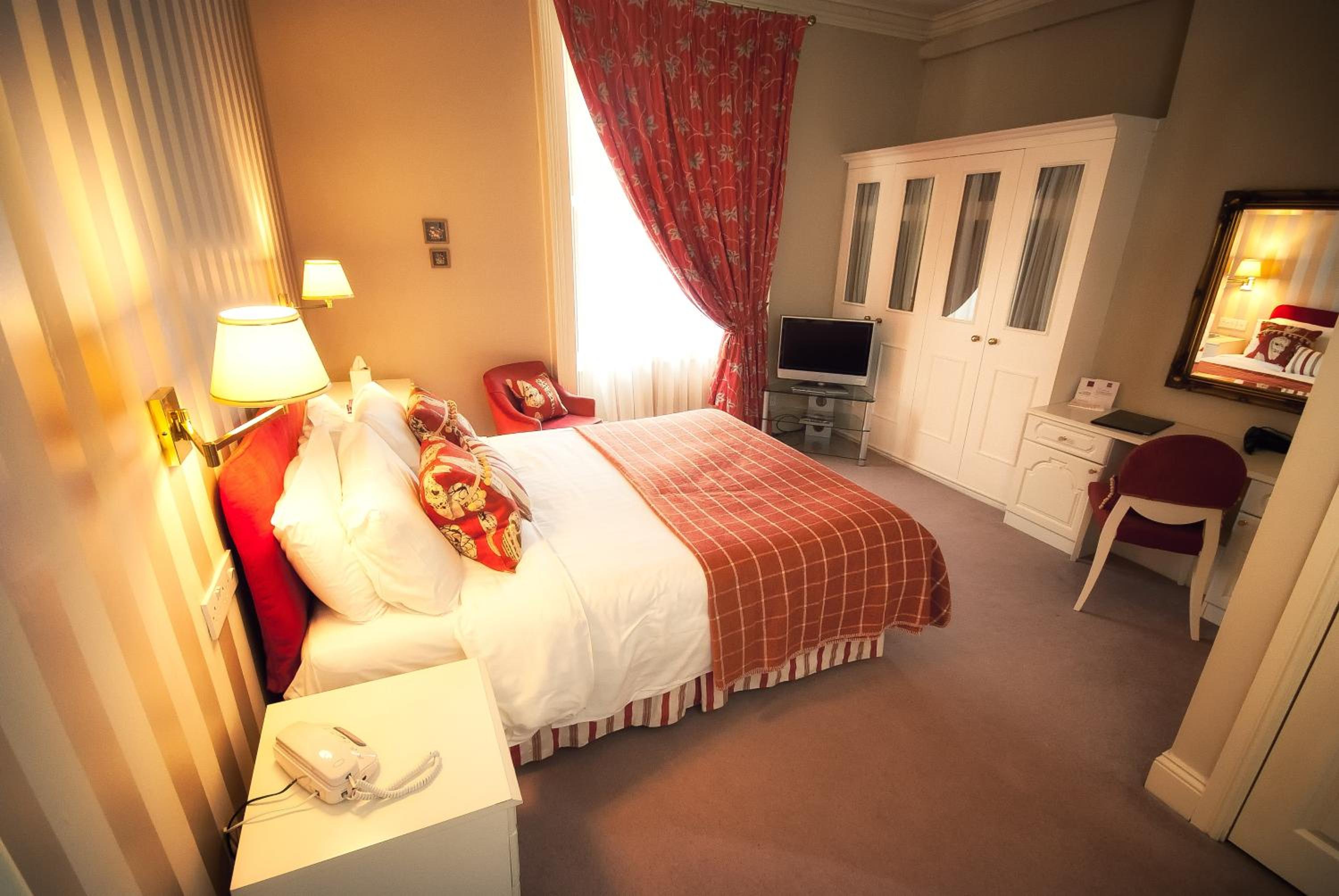 Standard Double Room - Photo 2