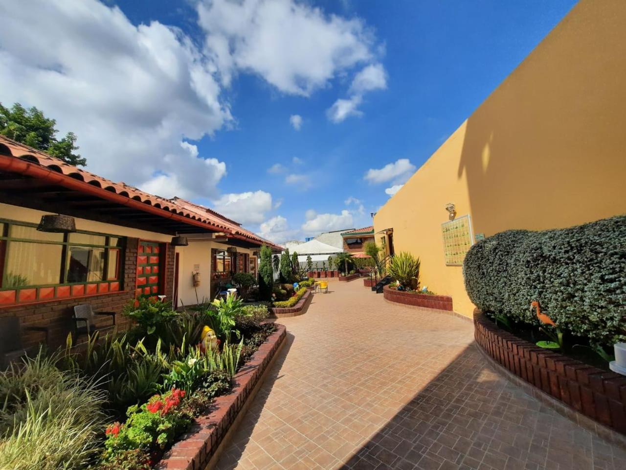 Bungalow (6 Adults) photo 3
