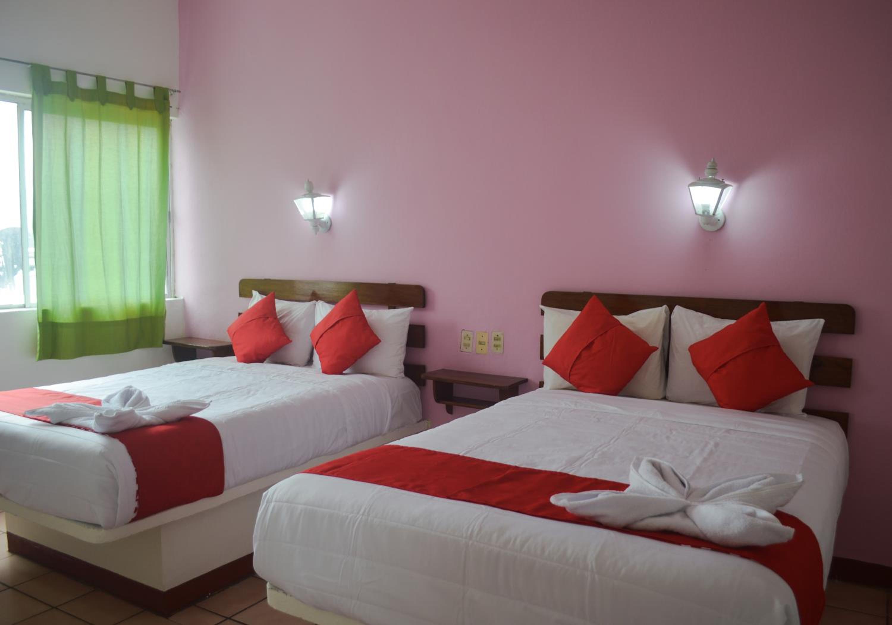 Standard Double Room - Photo 7