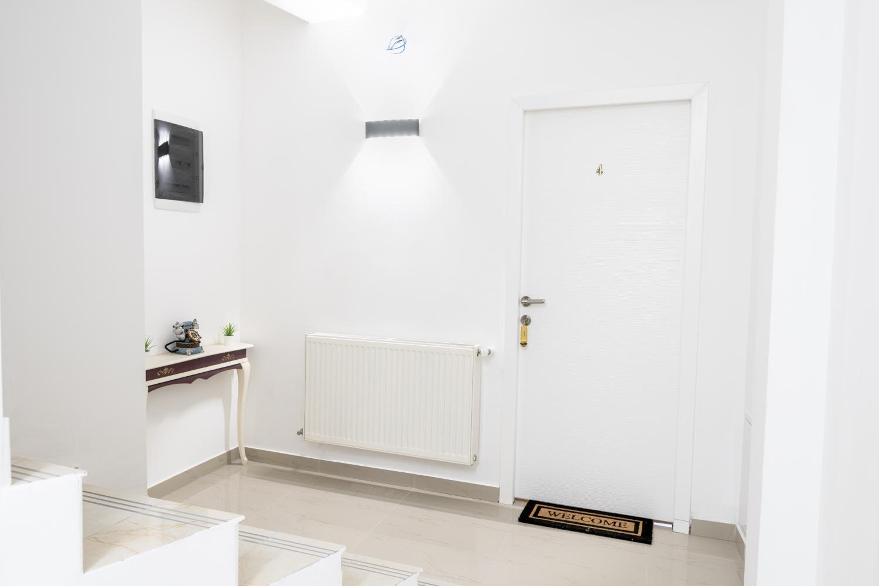 Deluxe Studio - Photo 9