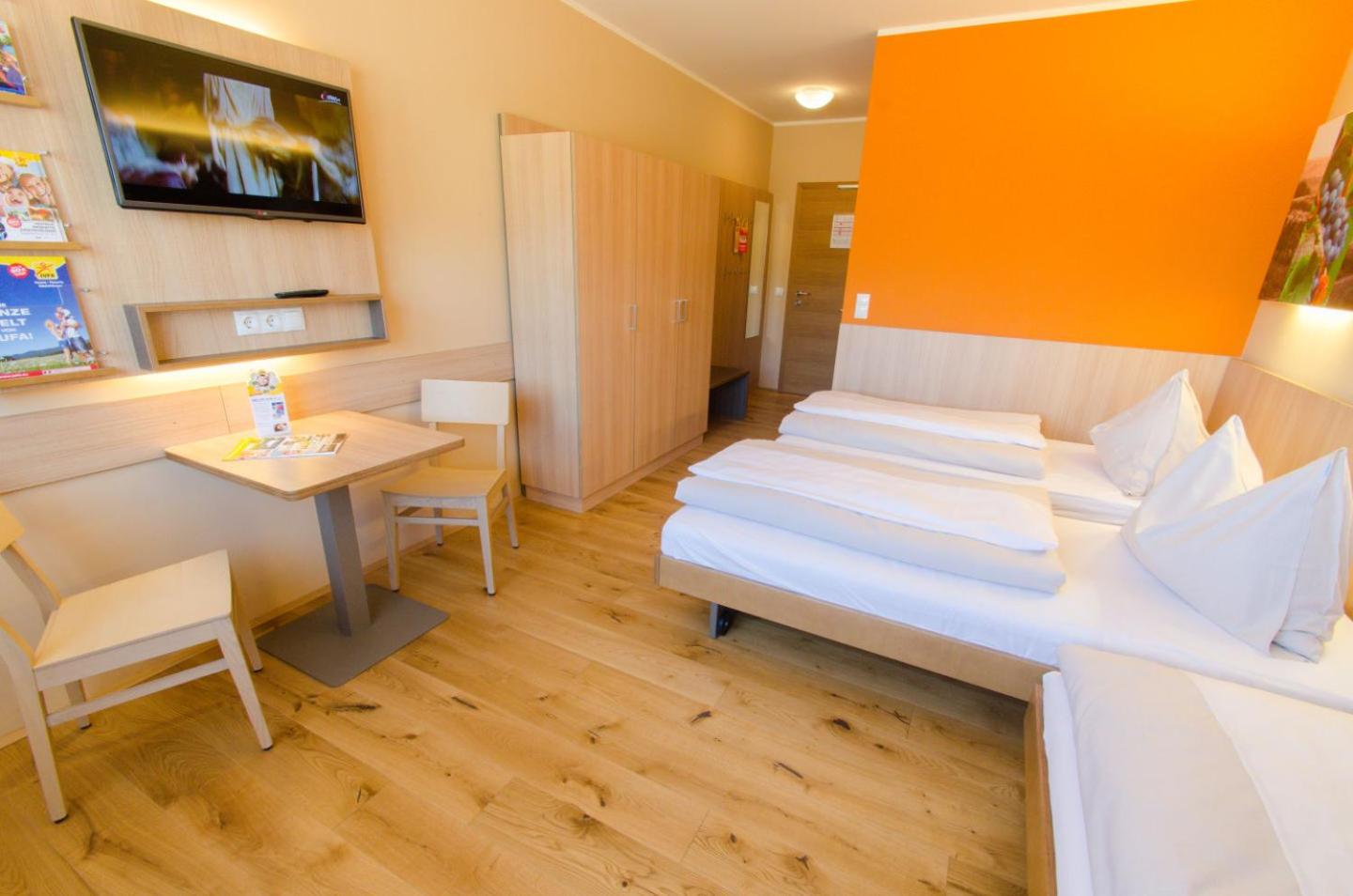 Single Room photo 2
