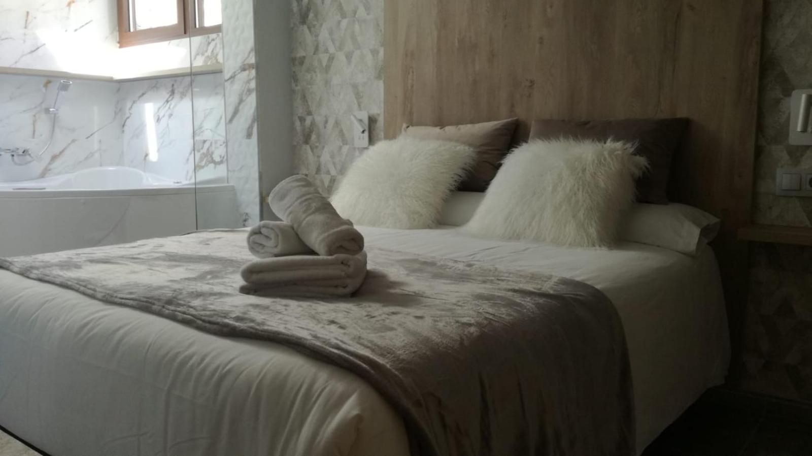 Penthouse Apartment - Photo 4
