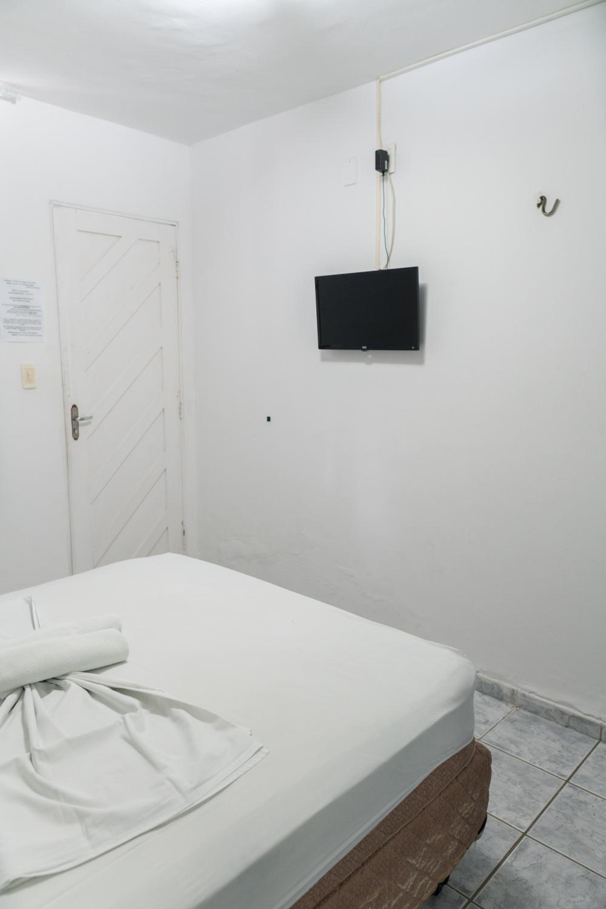 Double Room - Photo 11