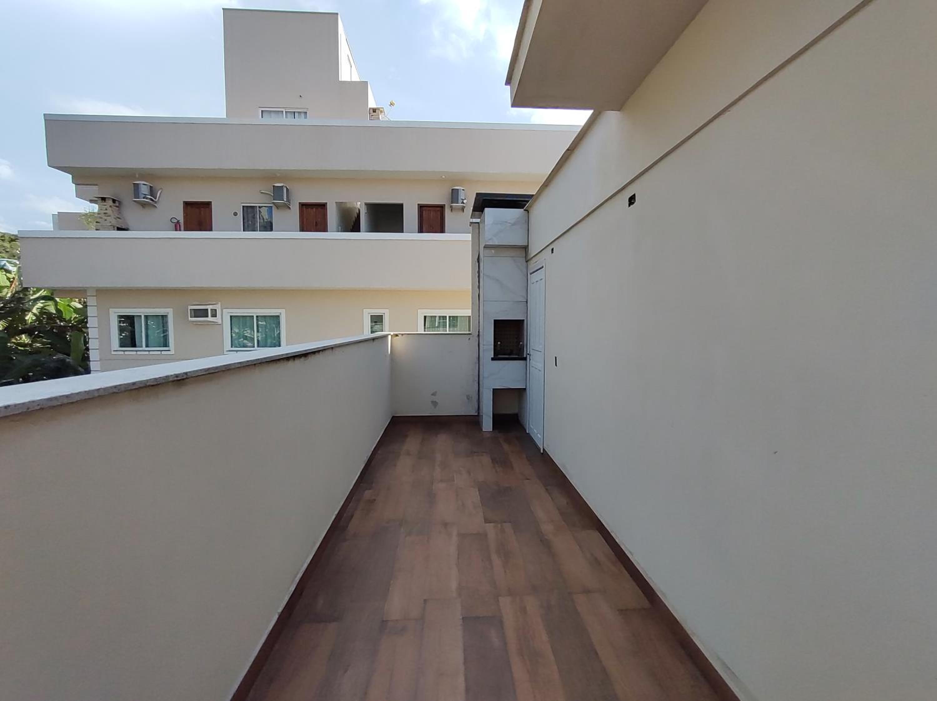 Superior Studio