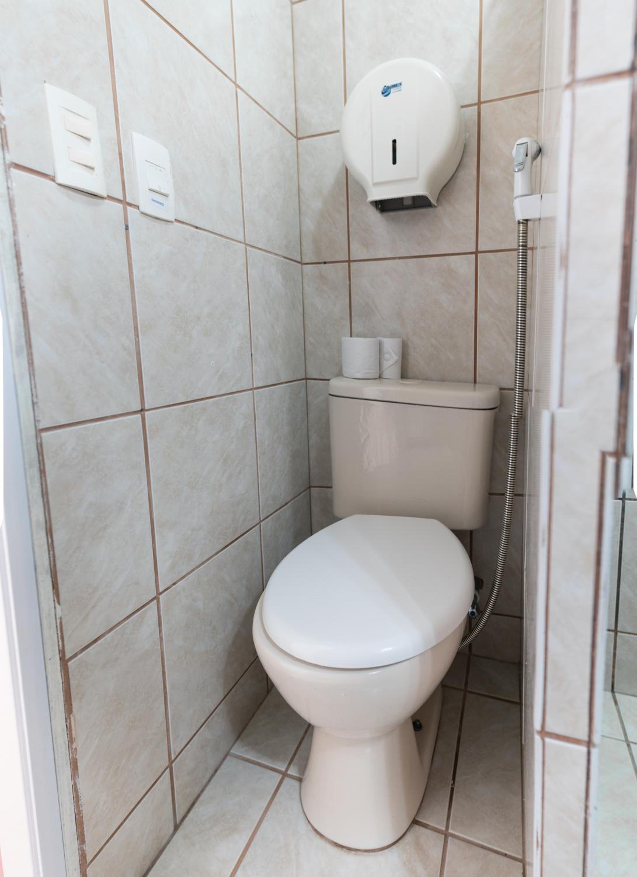 Triple Room with Balcony - Photo 21