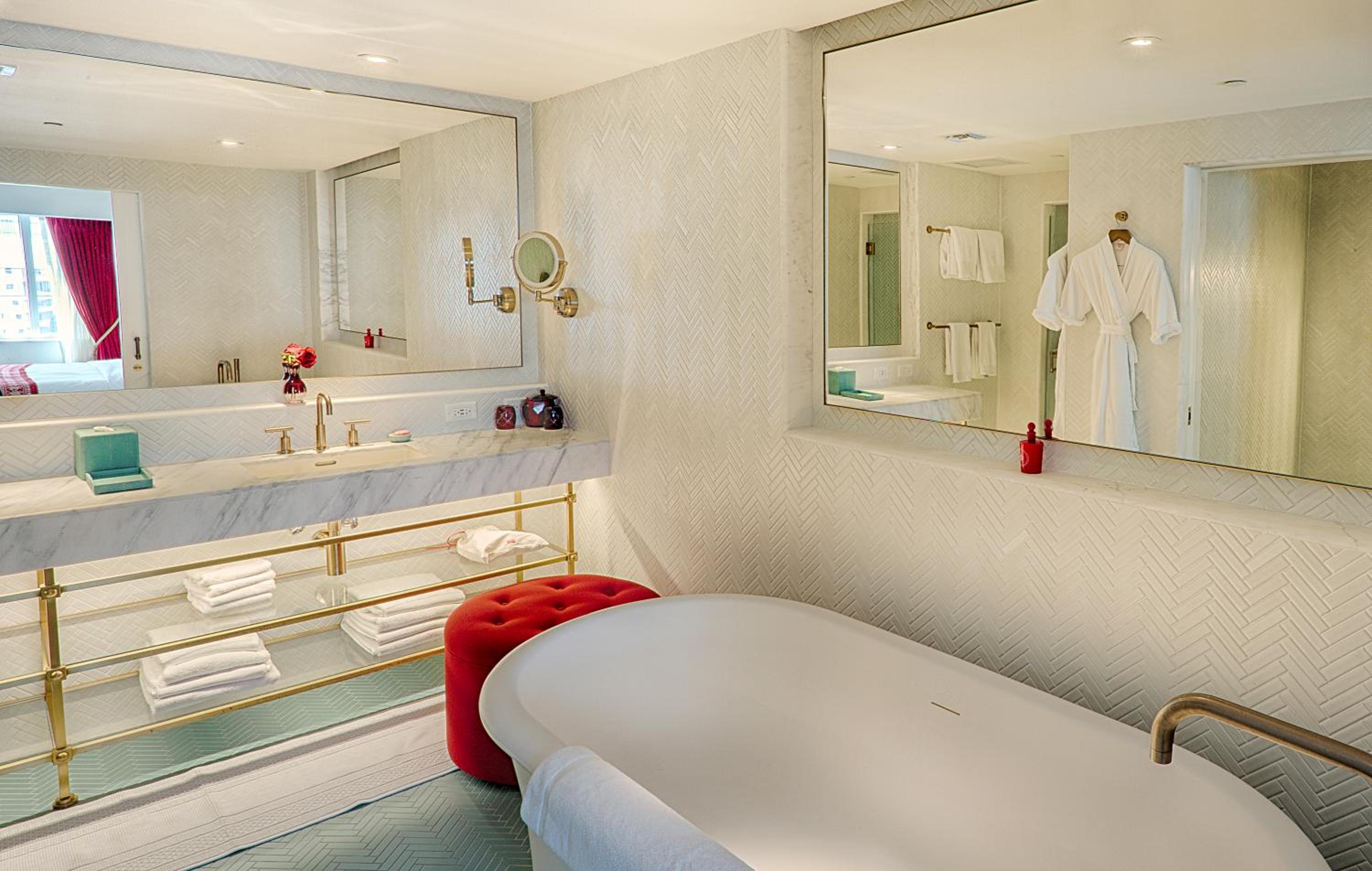 Junior King Suite with Ocean View