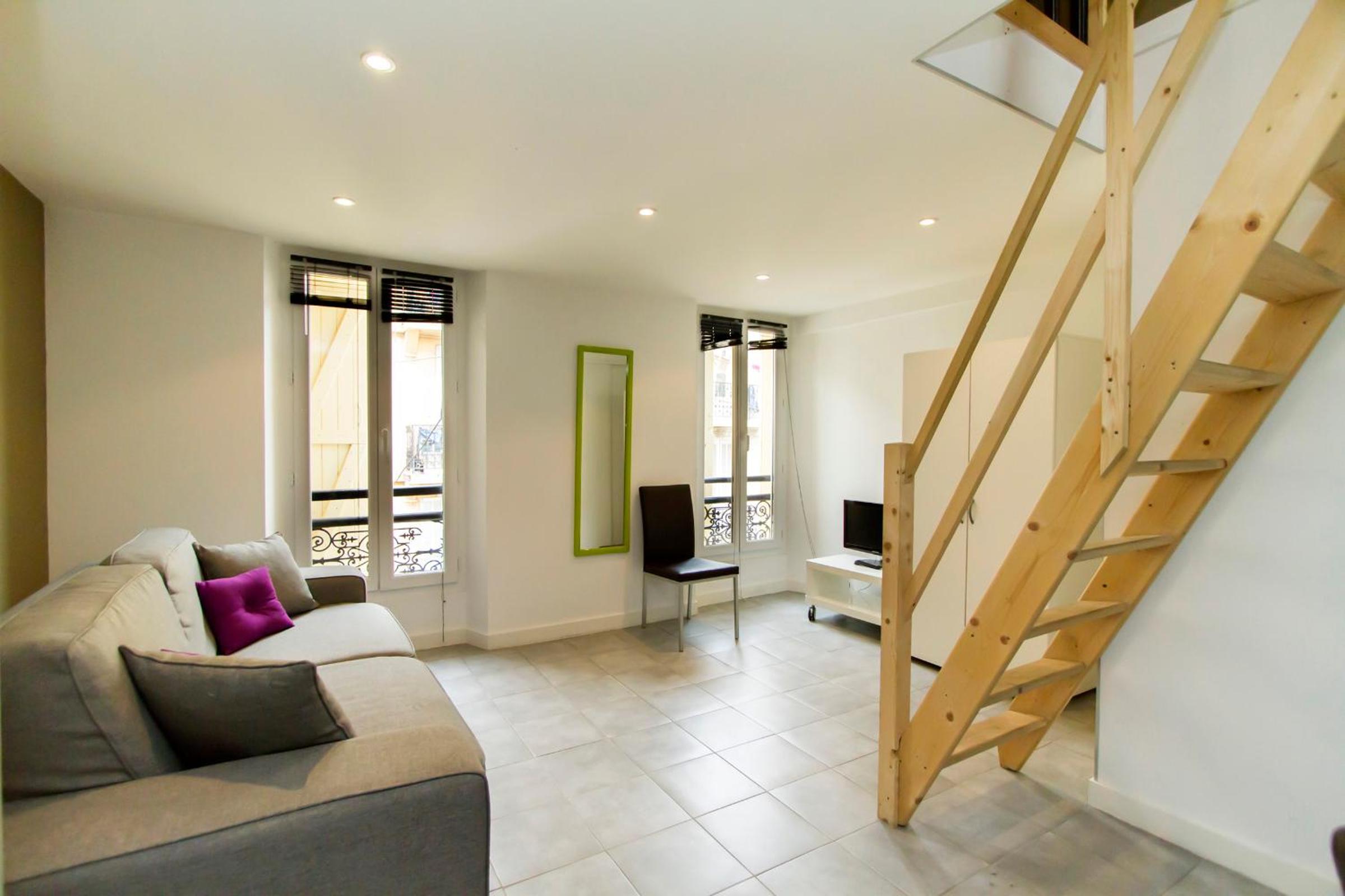 One-Bedroom Apartment (4 Adults)