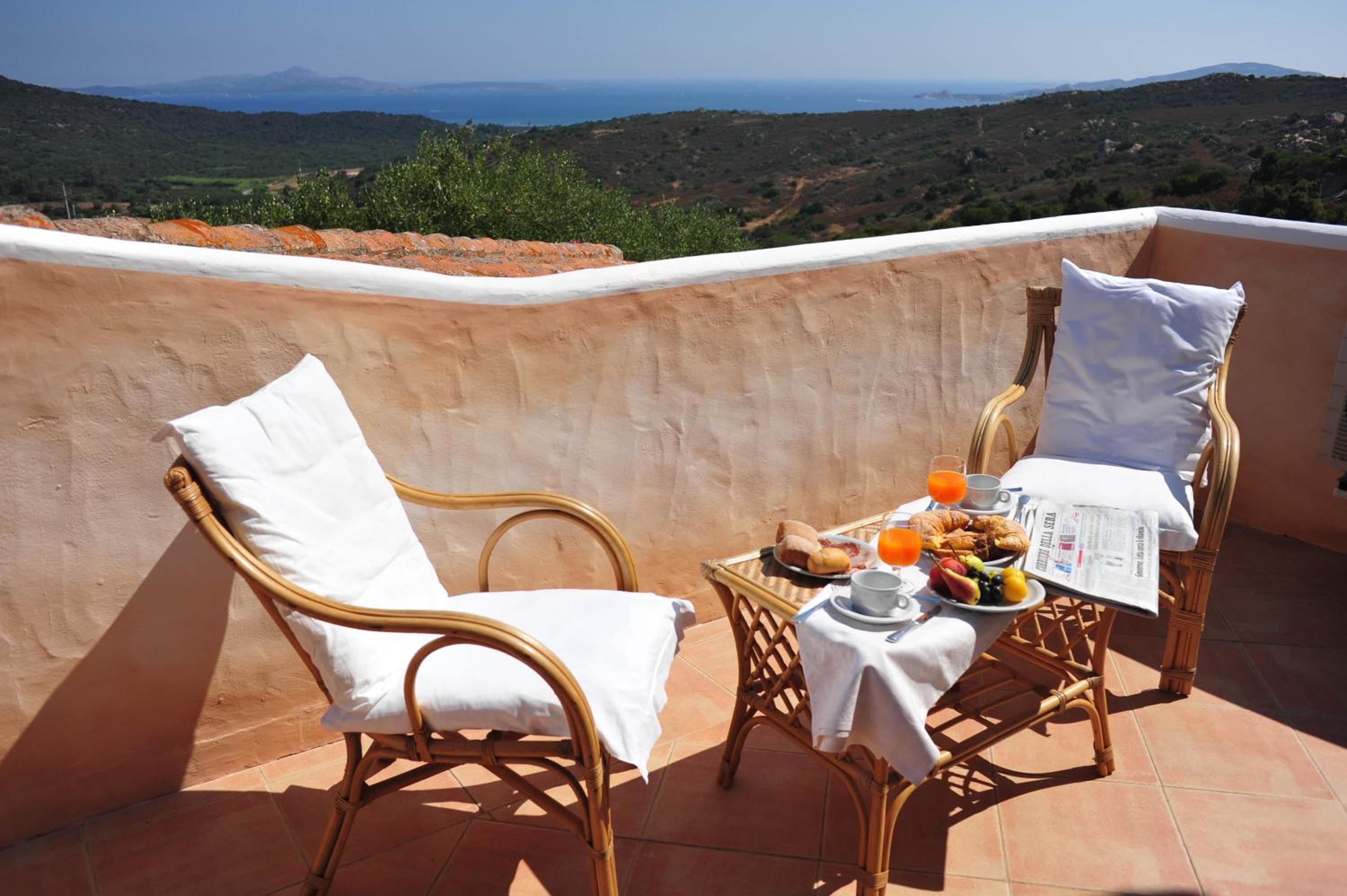 Junior Suite with Sea View - Photo 2