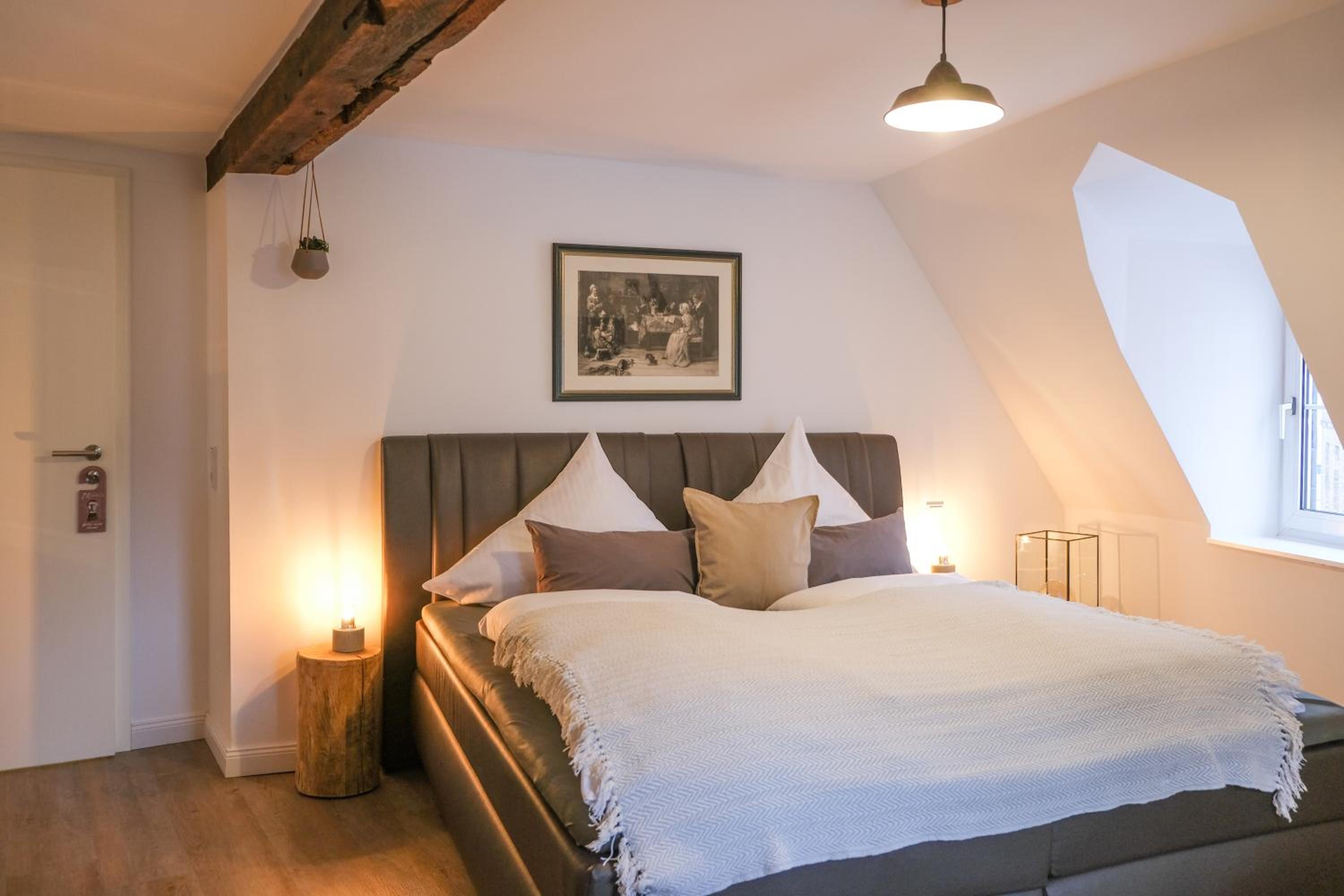 Superior King Room - Photo 10