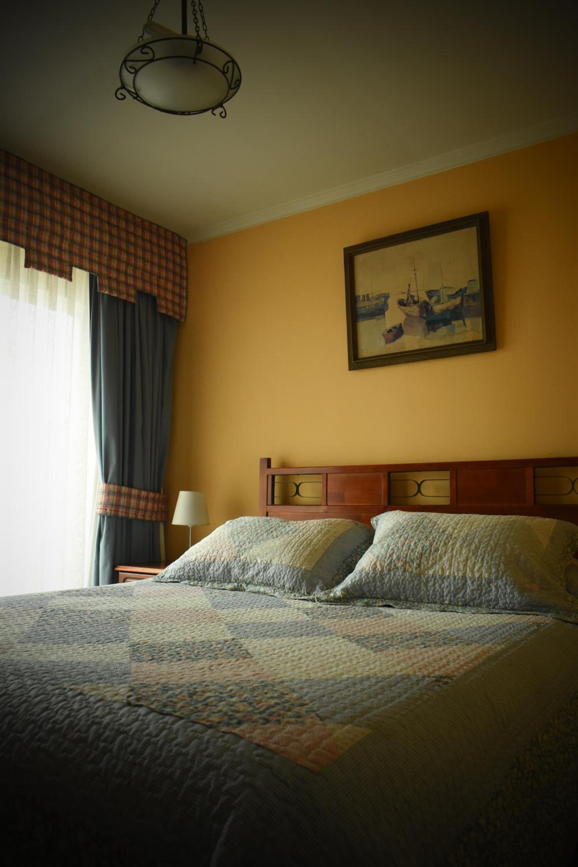 Queen Room photo 3