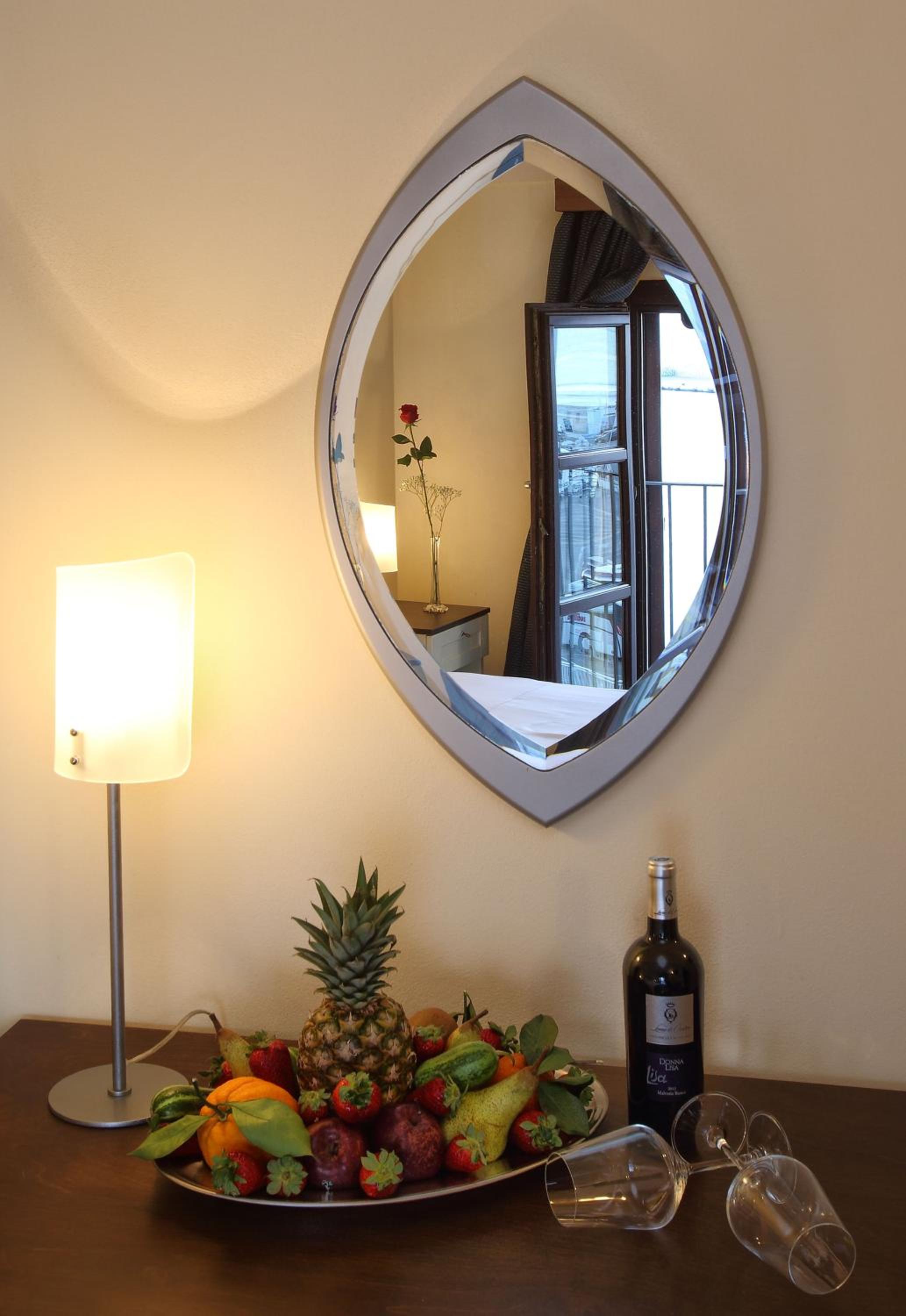 Double Room with Sea View - Photo 10