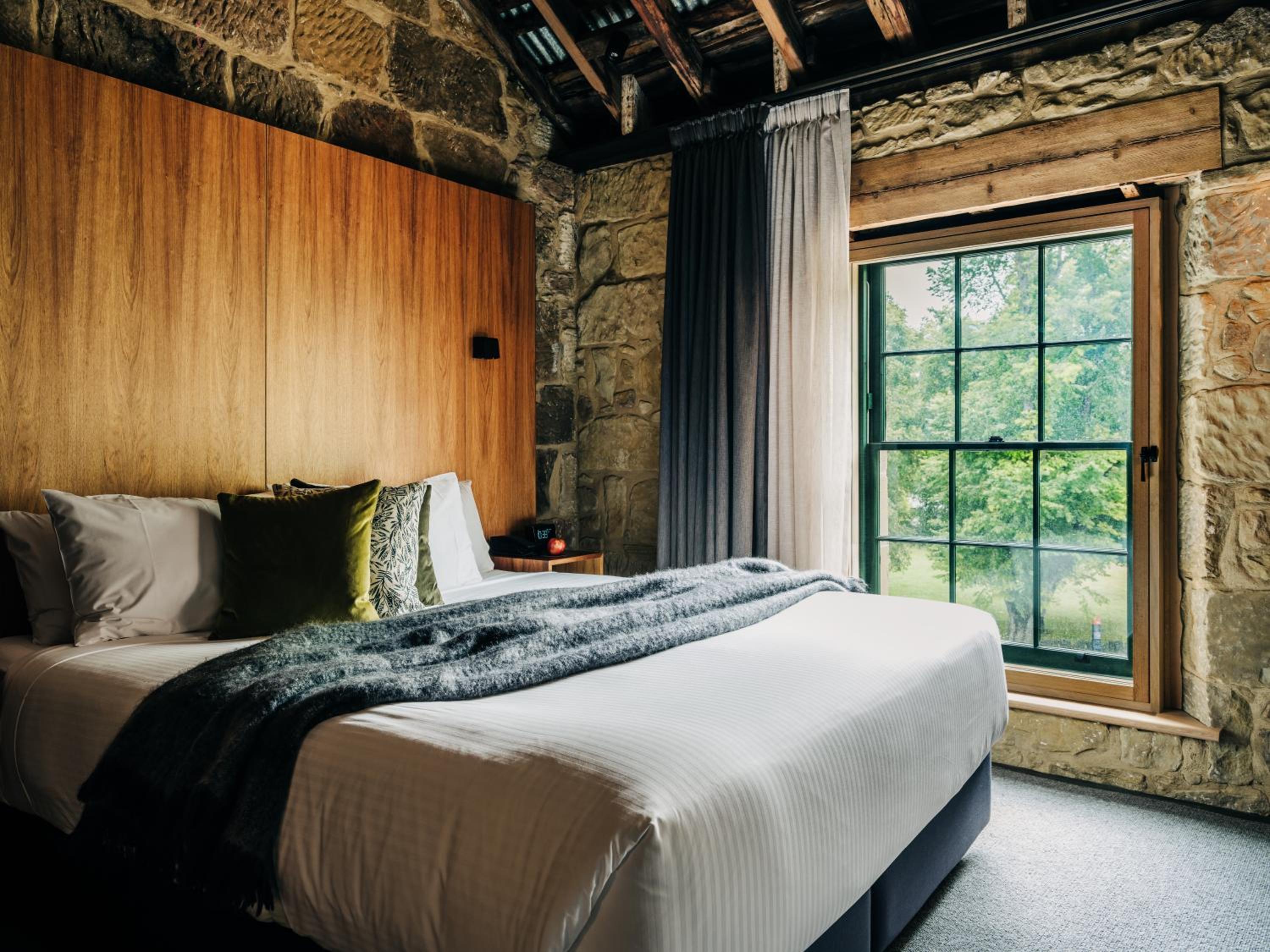 Deluxe King Room - Grove  - Photo 6