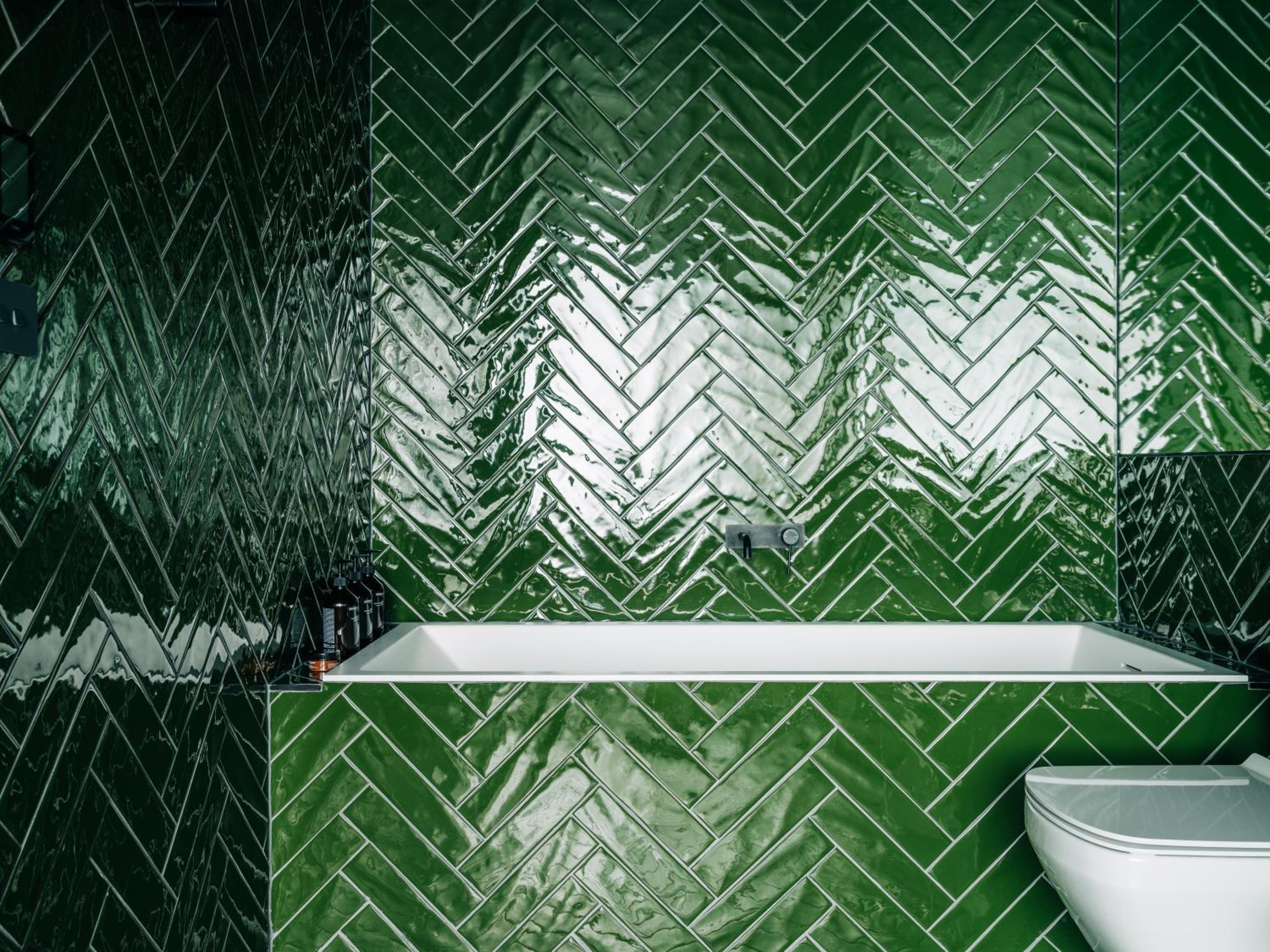 Superior King Room - Grove Bath  - Photo 11
