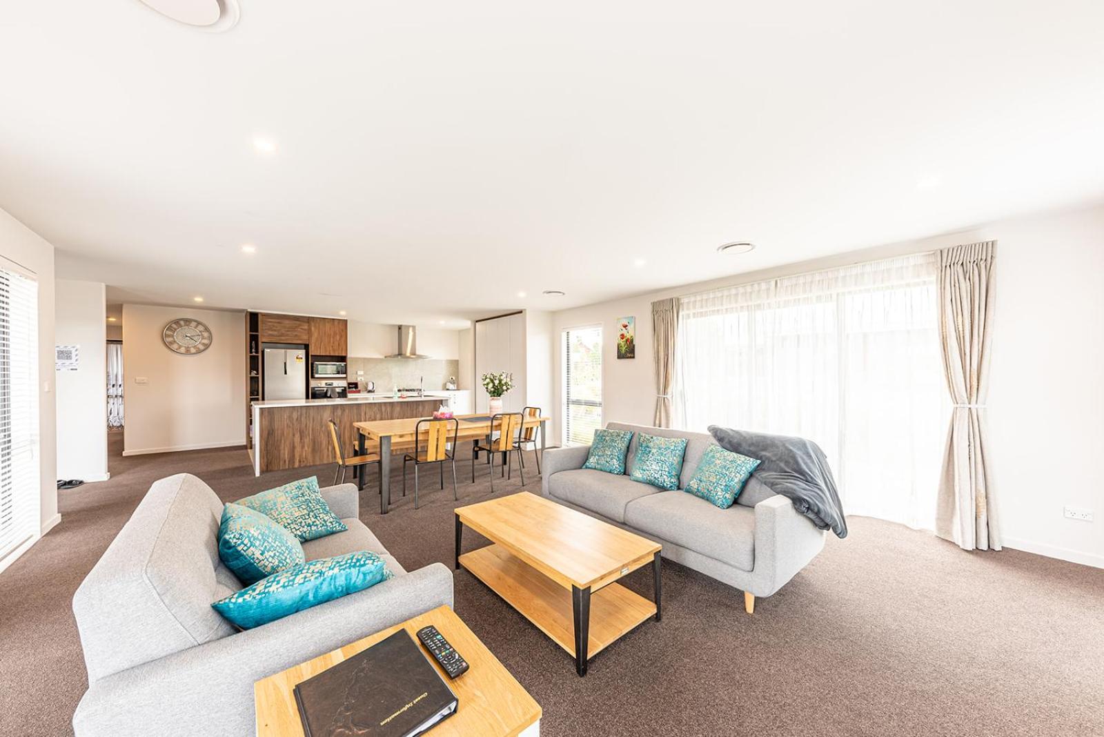 Three-Bedroom House photo 1