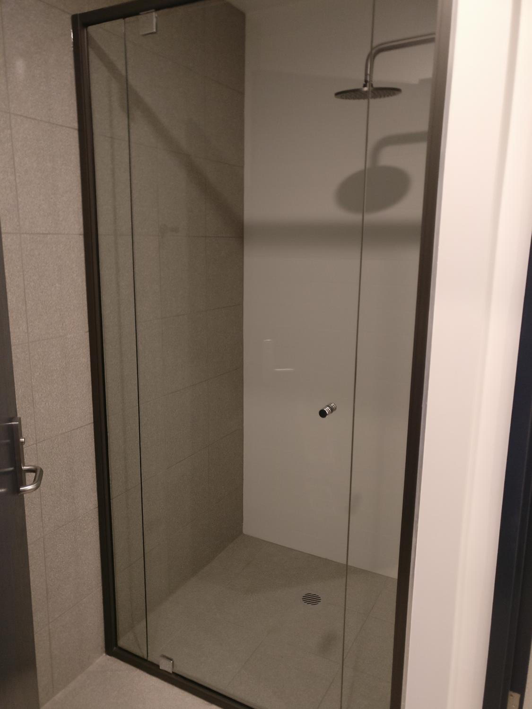 Executive King Room with Balcony - Photo 2