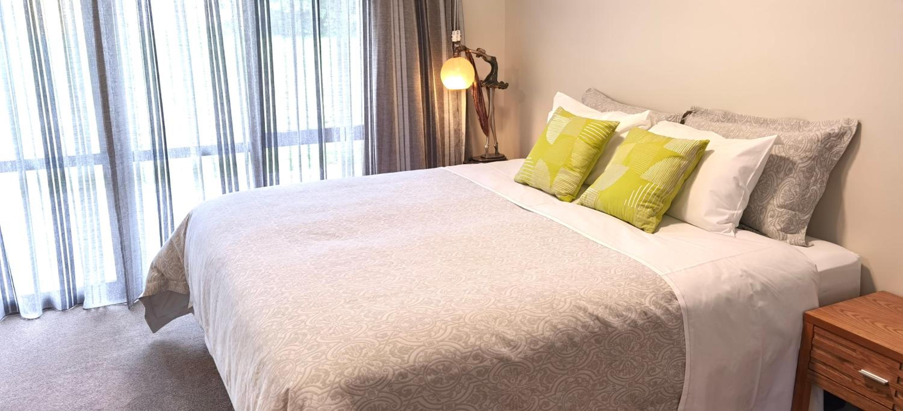 Queen Room with Garden View - Photo 1