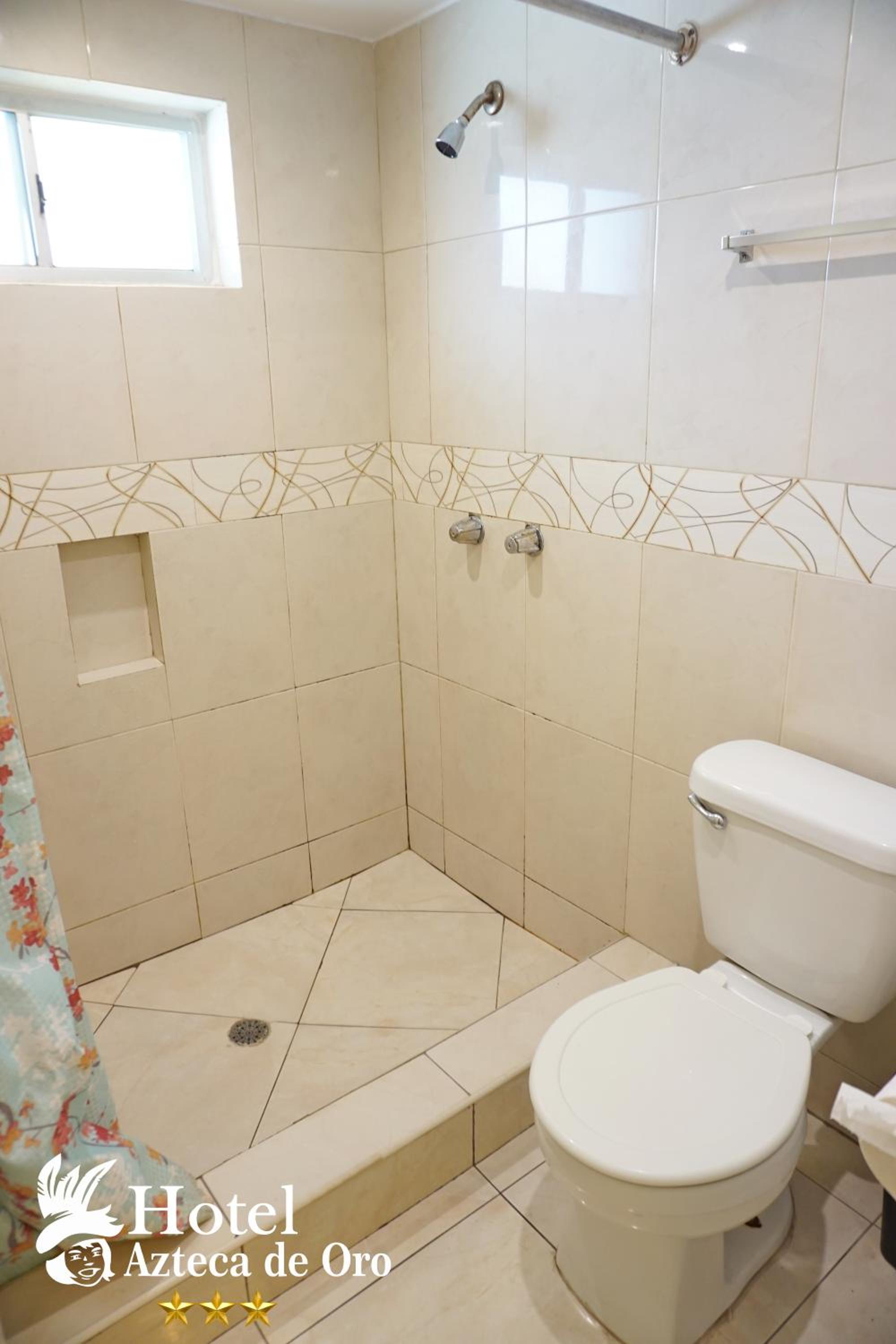 Comfort Room photo 2
