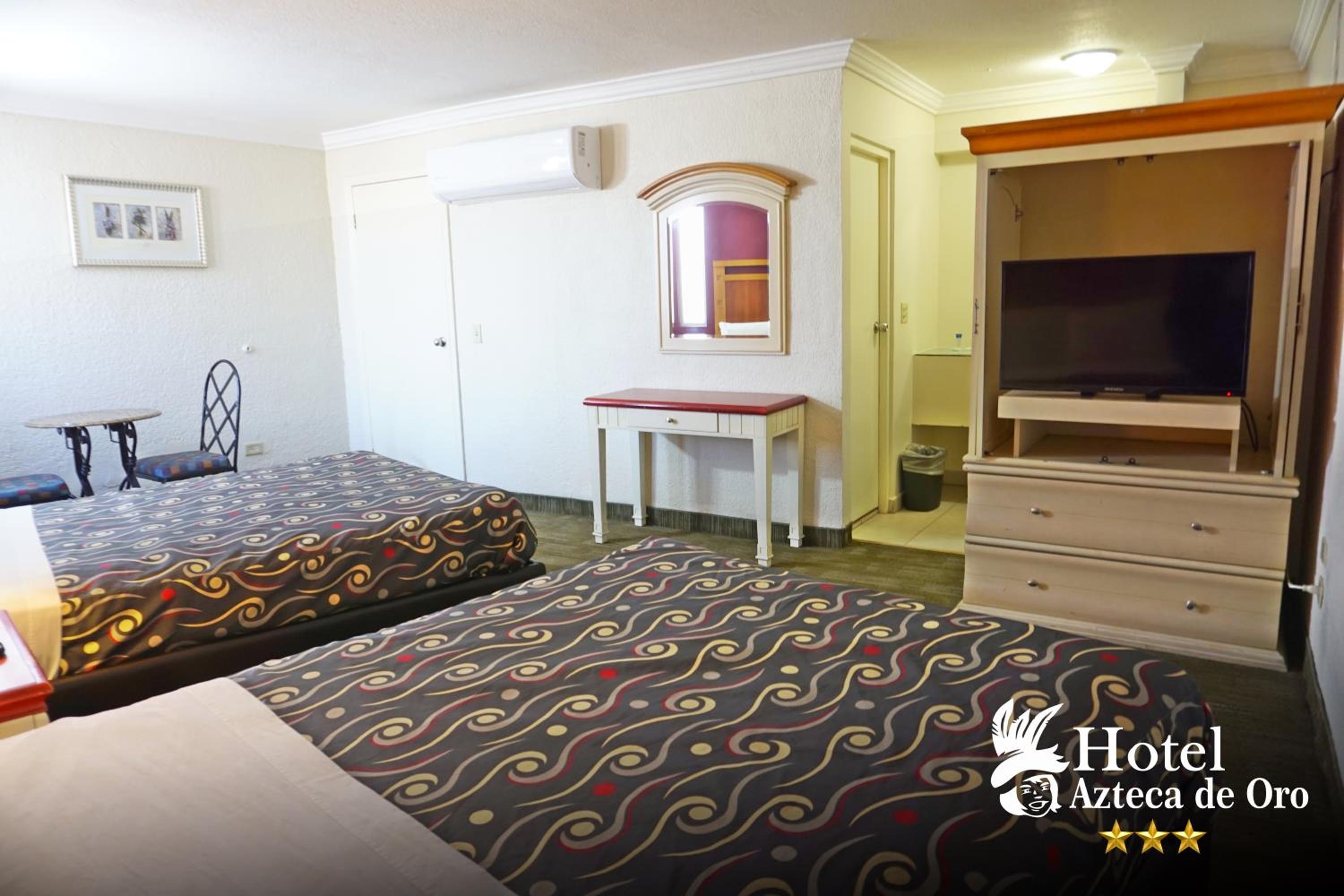 Double Room with Two Double Beds photo 3