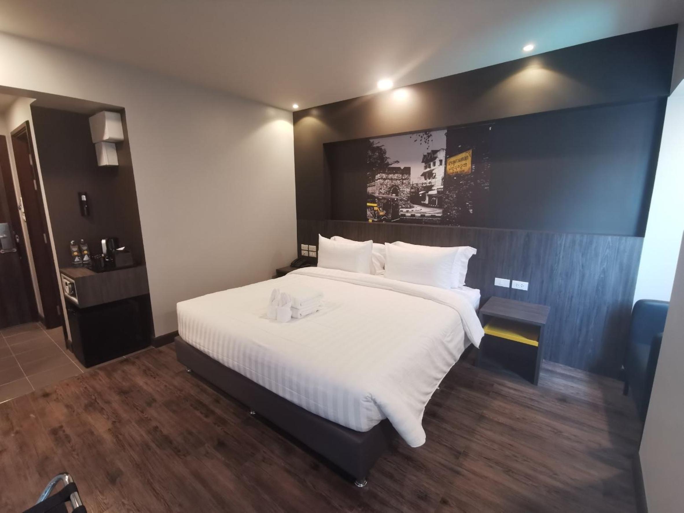 Double or Twin Room - Photo 3