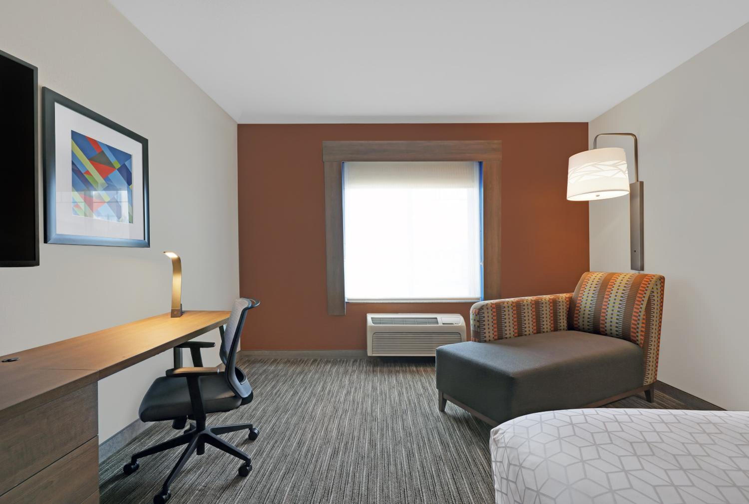 Standard King Room - Photo 1