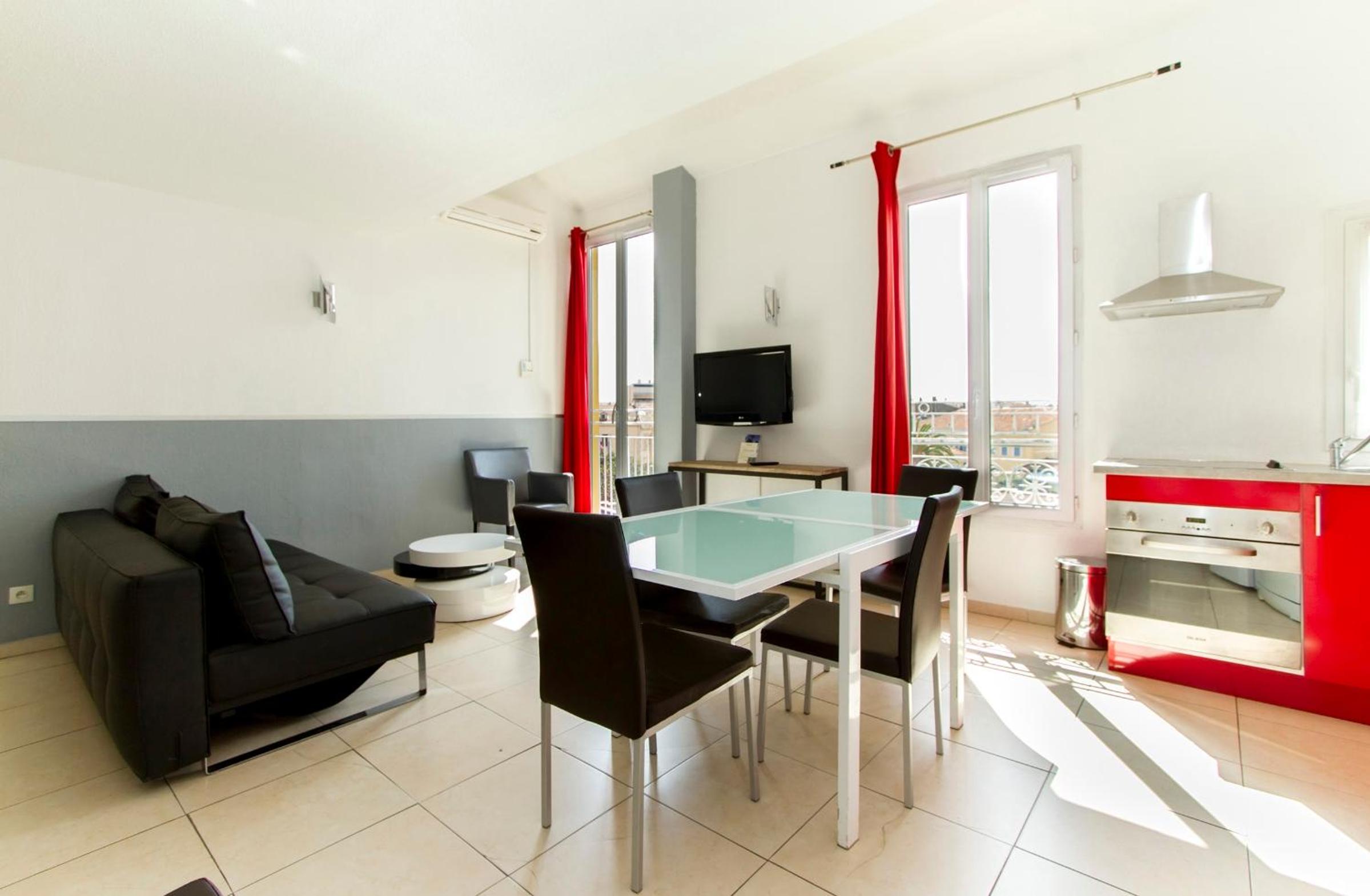 Three-Bedroom Apartment - Penthouse