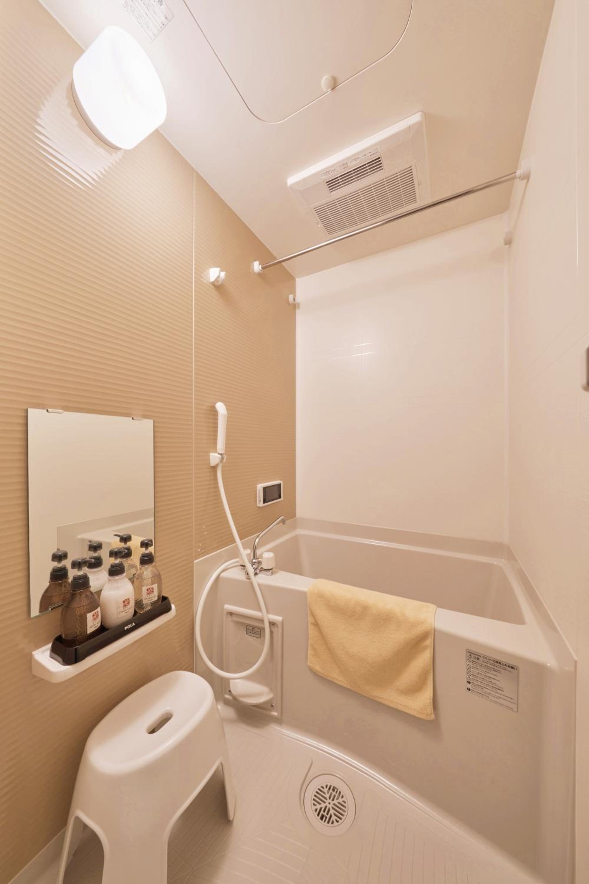 Economy Twin Room - Photo 11