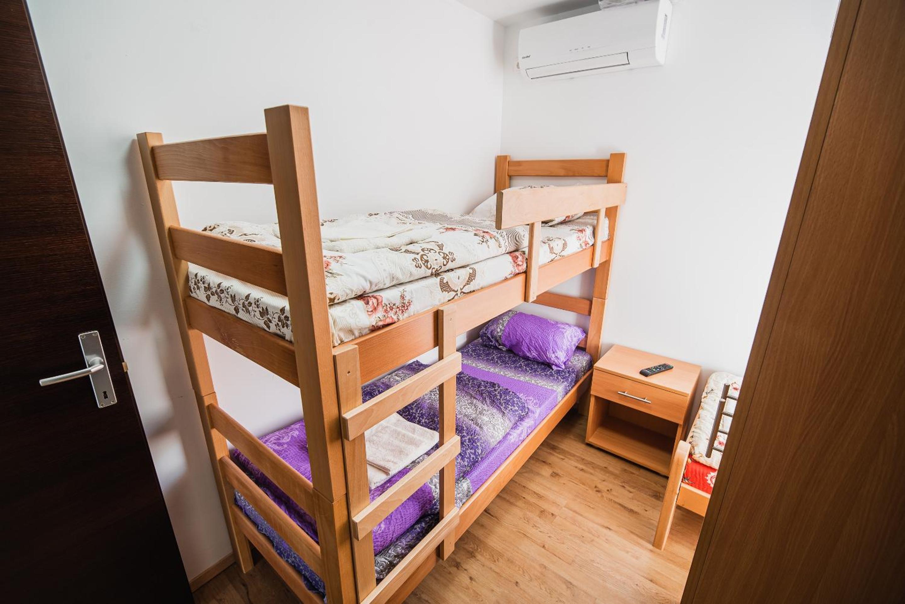 Triple Room with Private Bathroom 1 - Photo 4