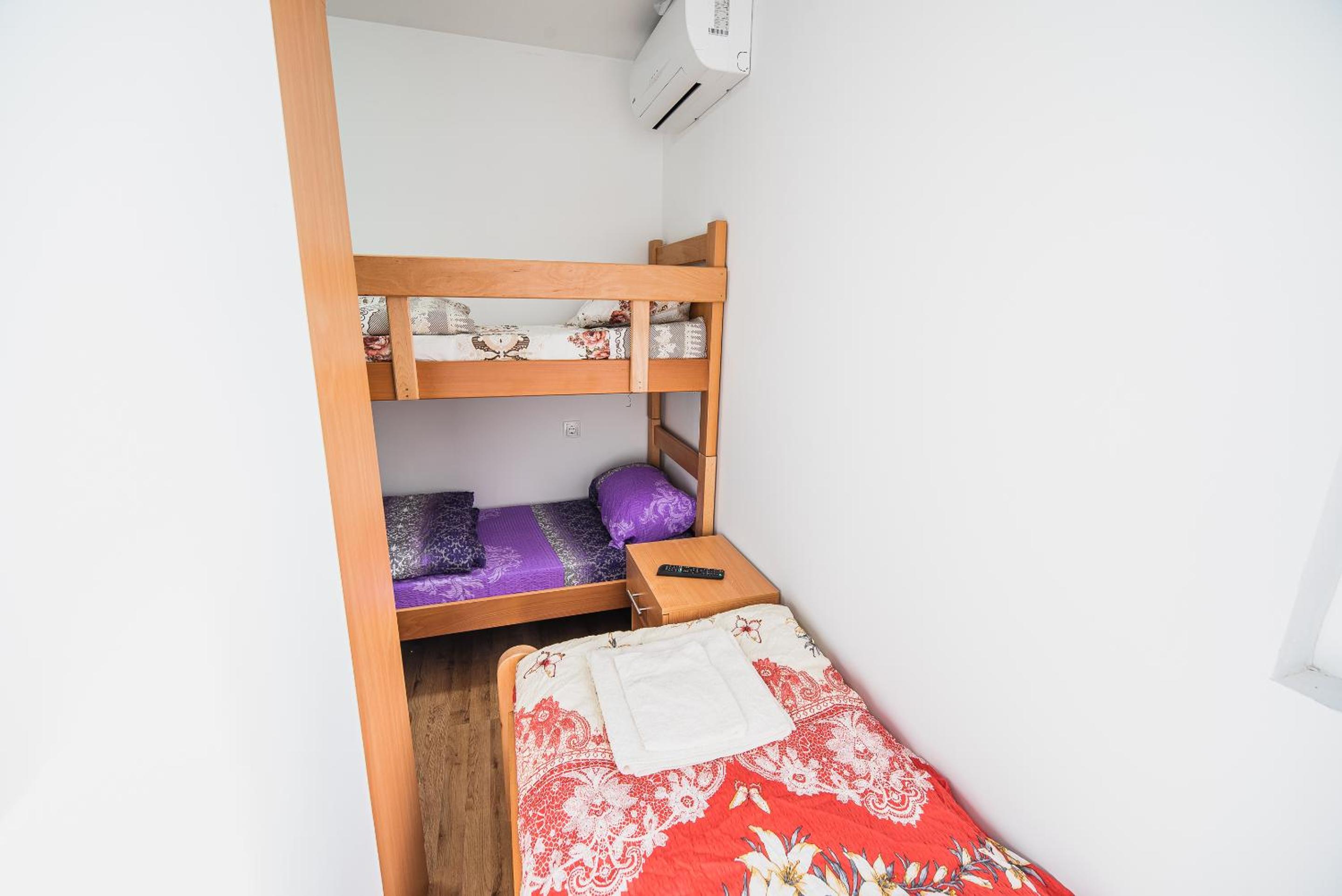 Triple Room with Private Bathroom 1 - Photo 14