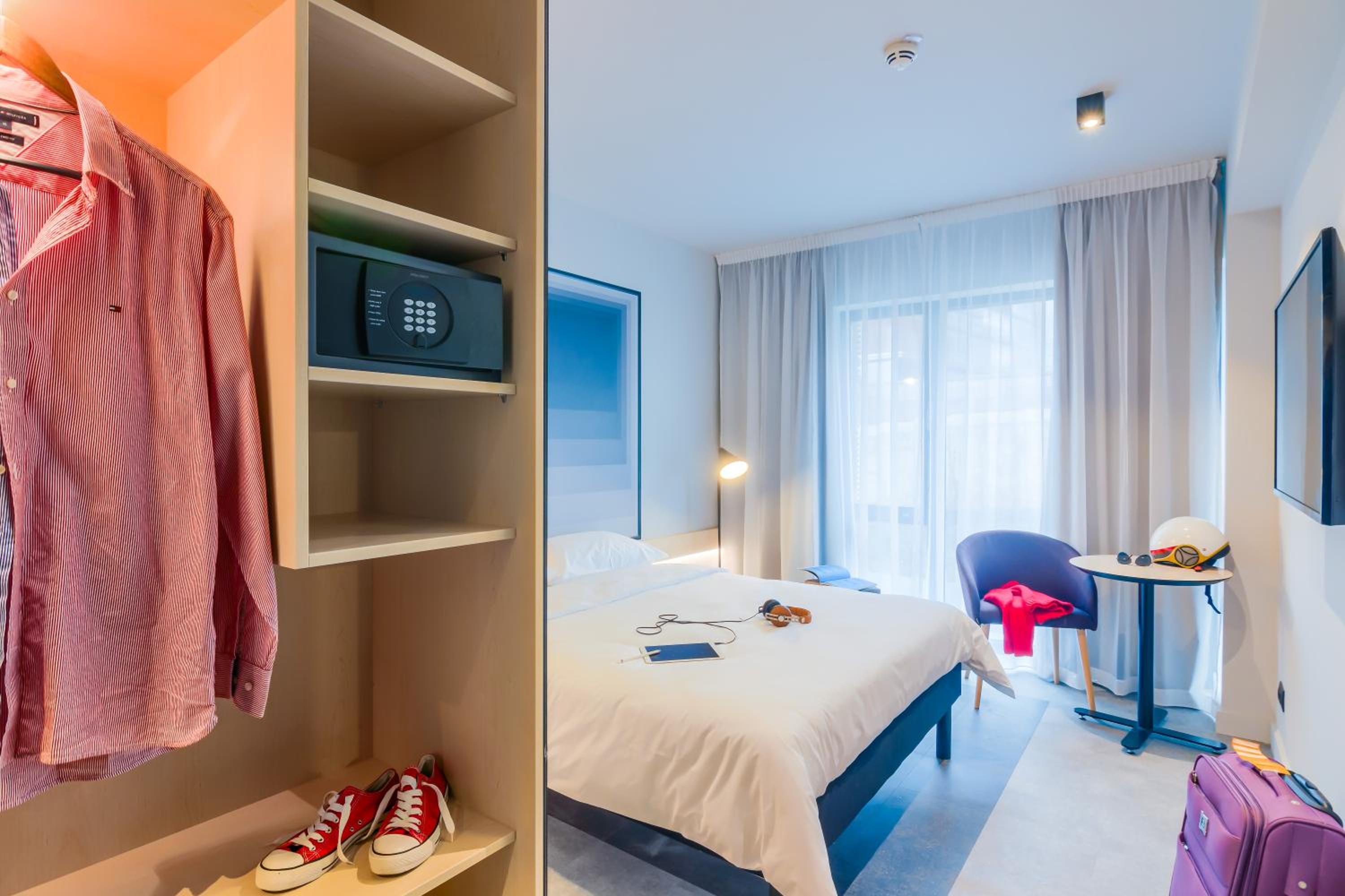 Standard Double Room - Photo 7
