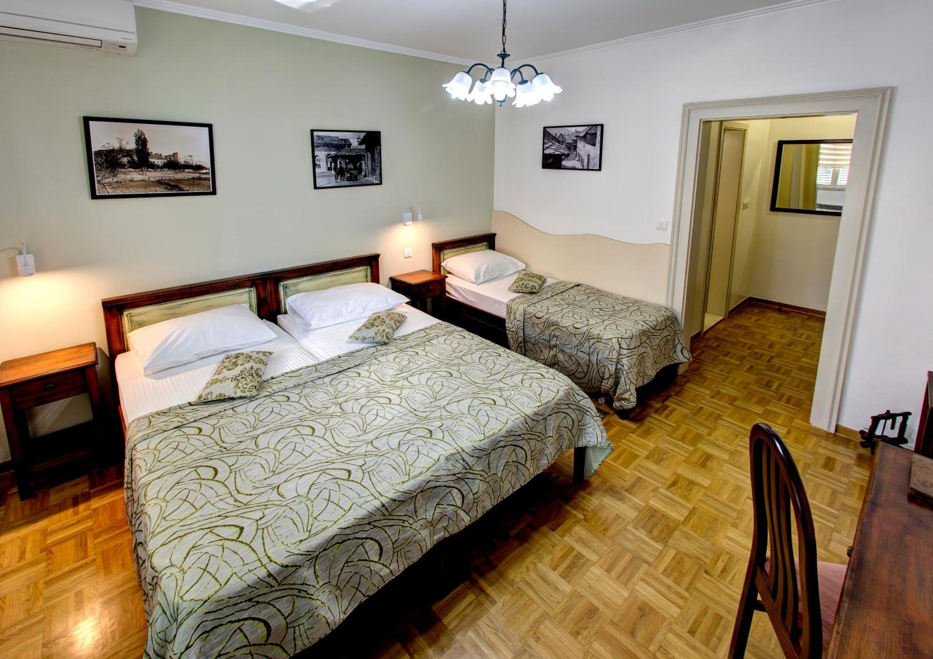 Triple Room - Photo 5