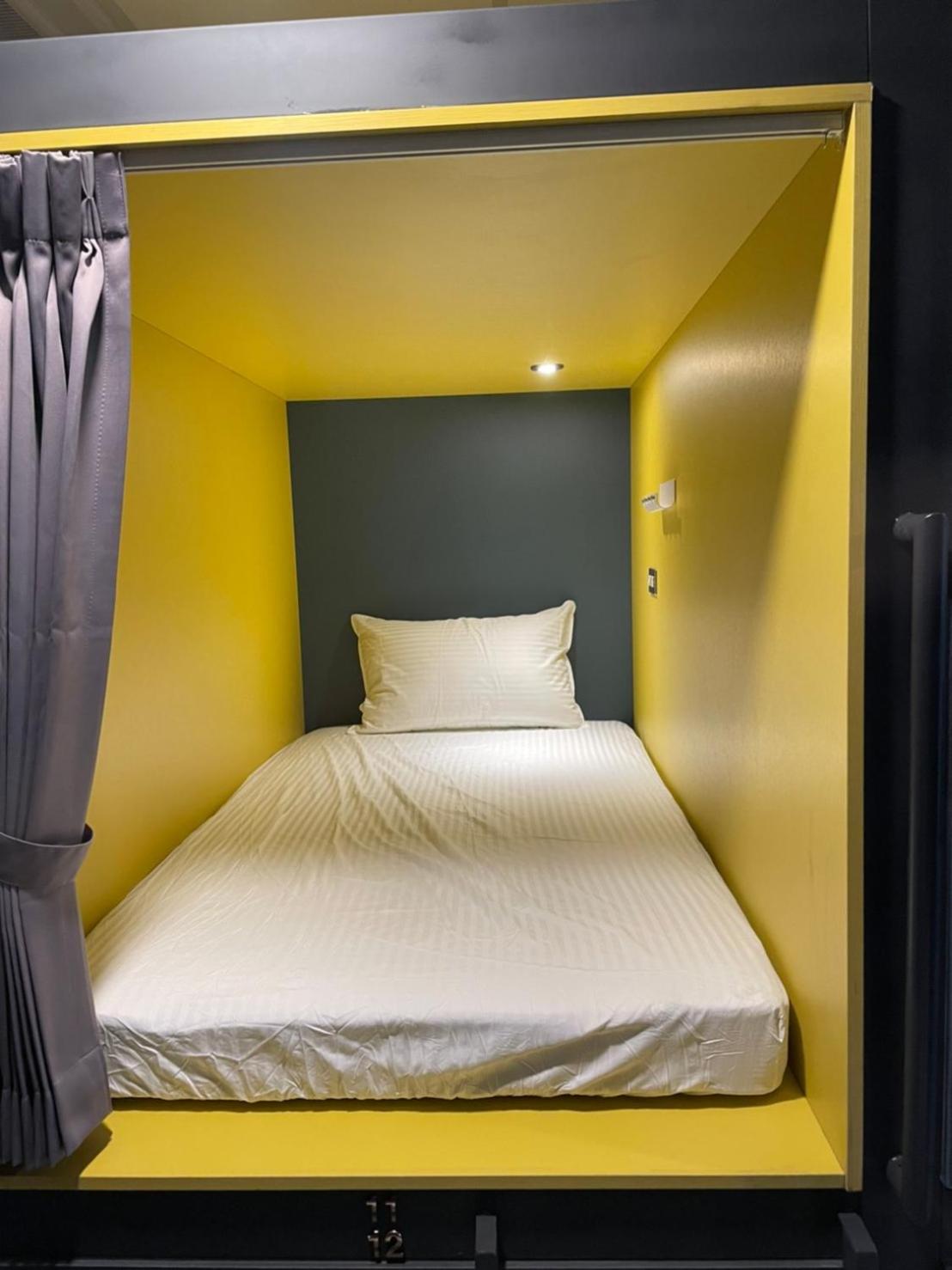 Bed in 12-Bed Mixed Dormitory Room photo 1