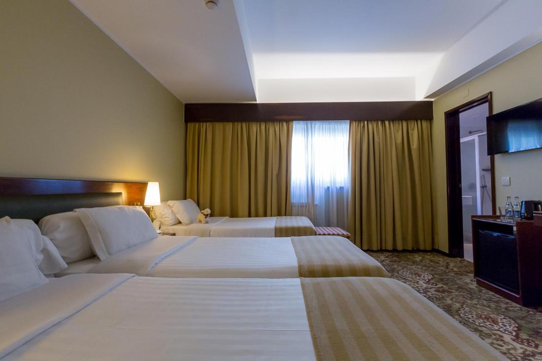 Triple Room - Photo 1