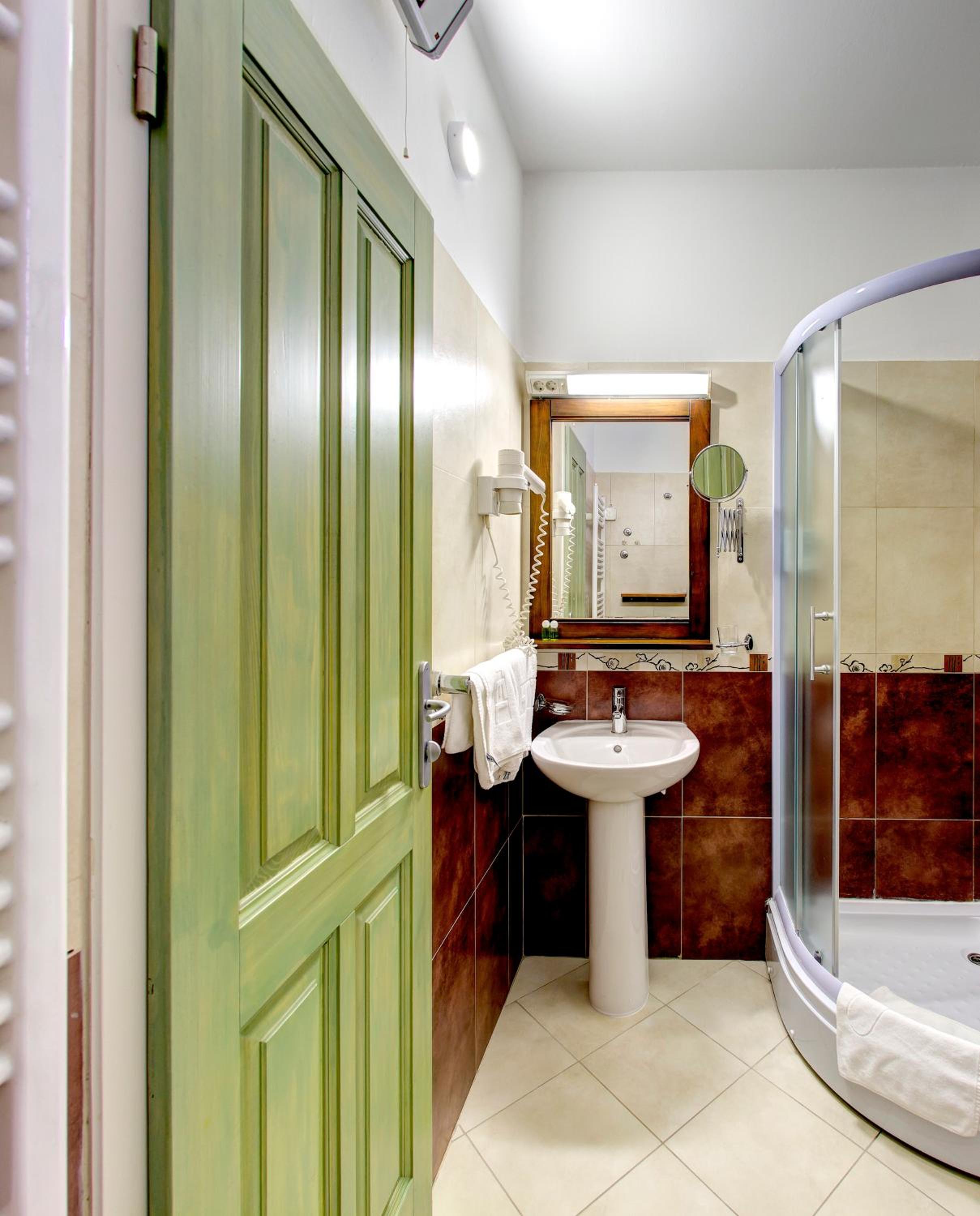 Triple Room - Photo 10