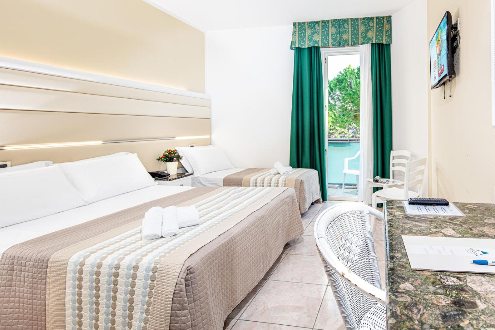 Superior Triple Room - Photo 1