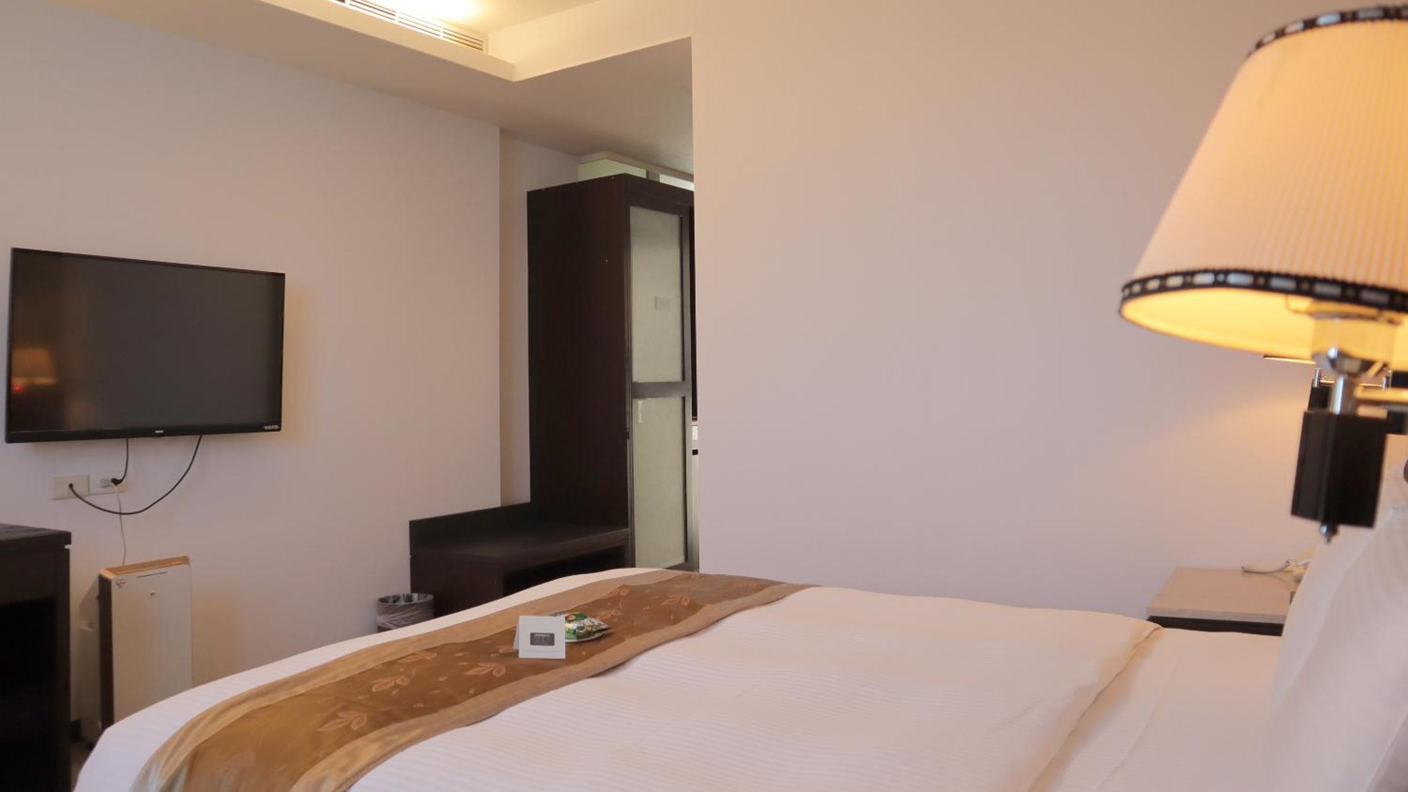 Deluxe Double Room - Photo 4