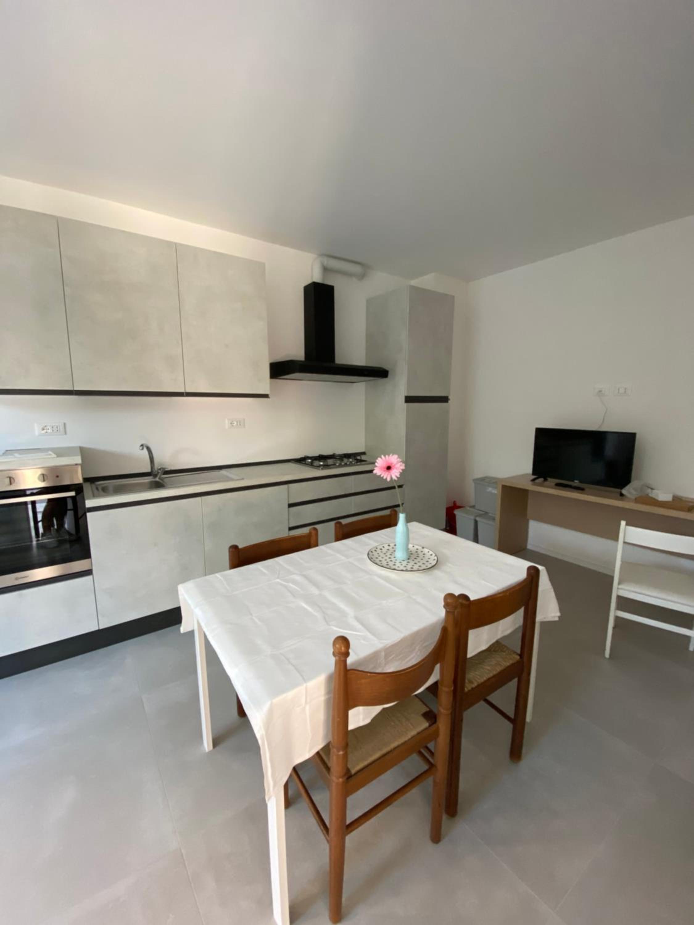 Apartment - Ground Floor photo 3