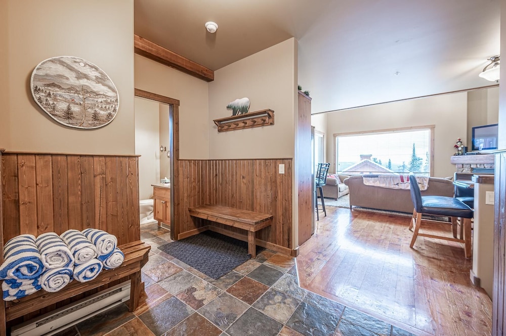 Duplex, 4 Bedrooms, Mountain View, Slope side (4 Bedrooms) photo 3