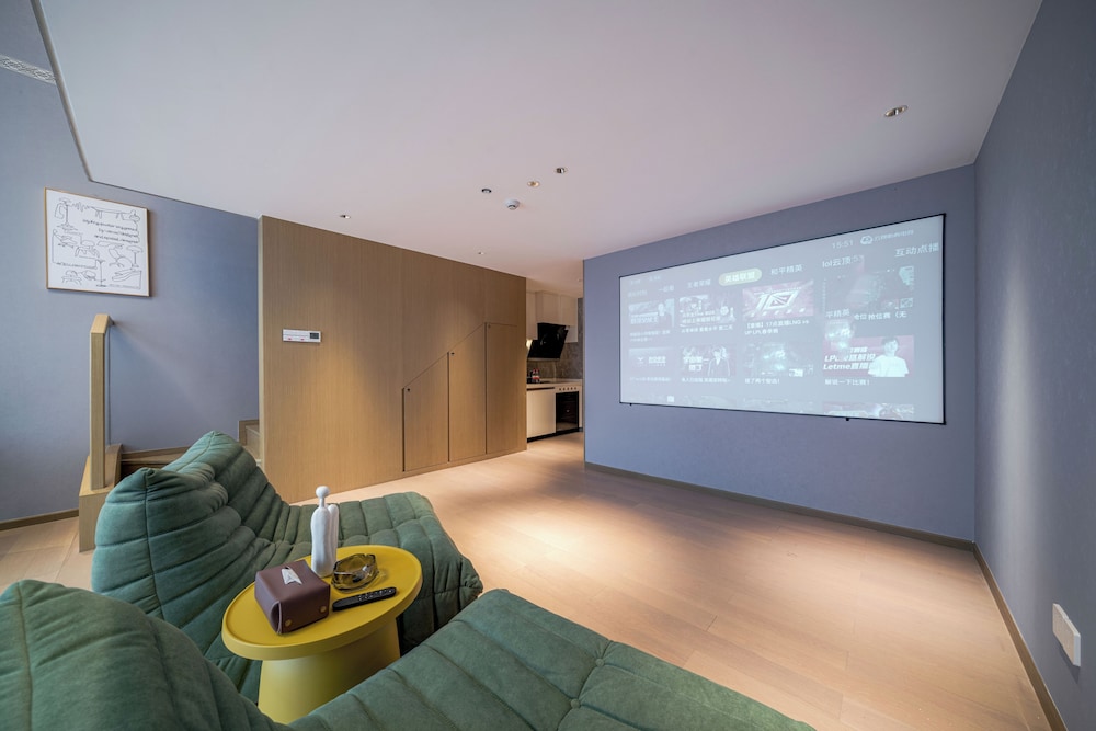 Luxury Suite