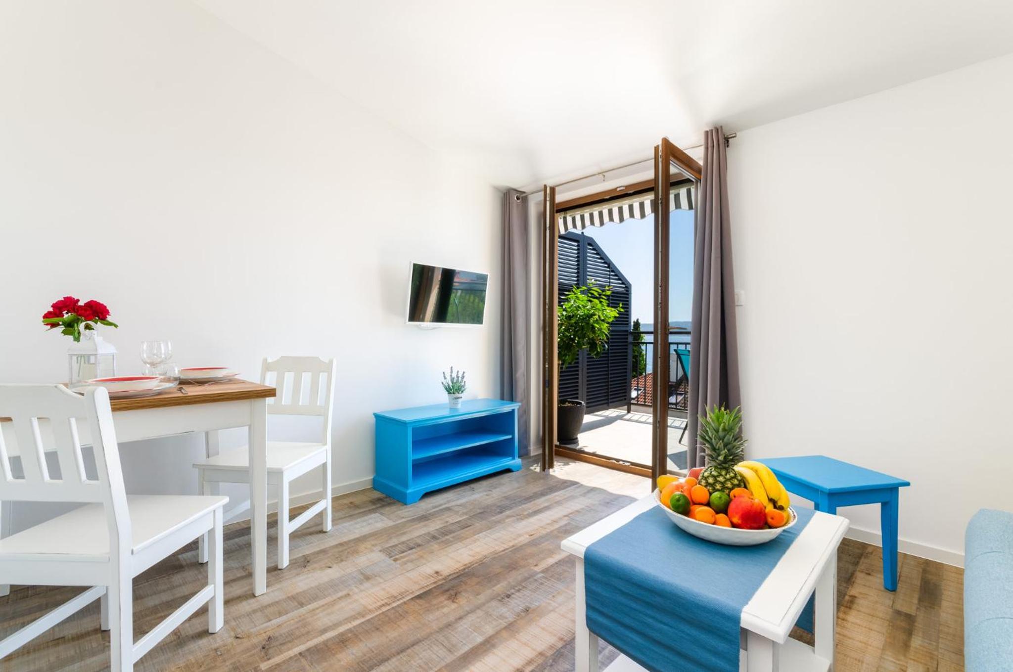Apartment with Balcony