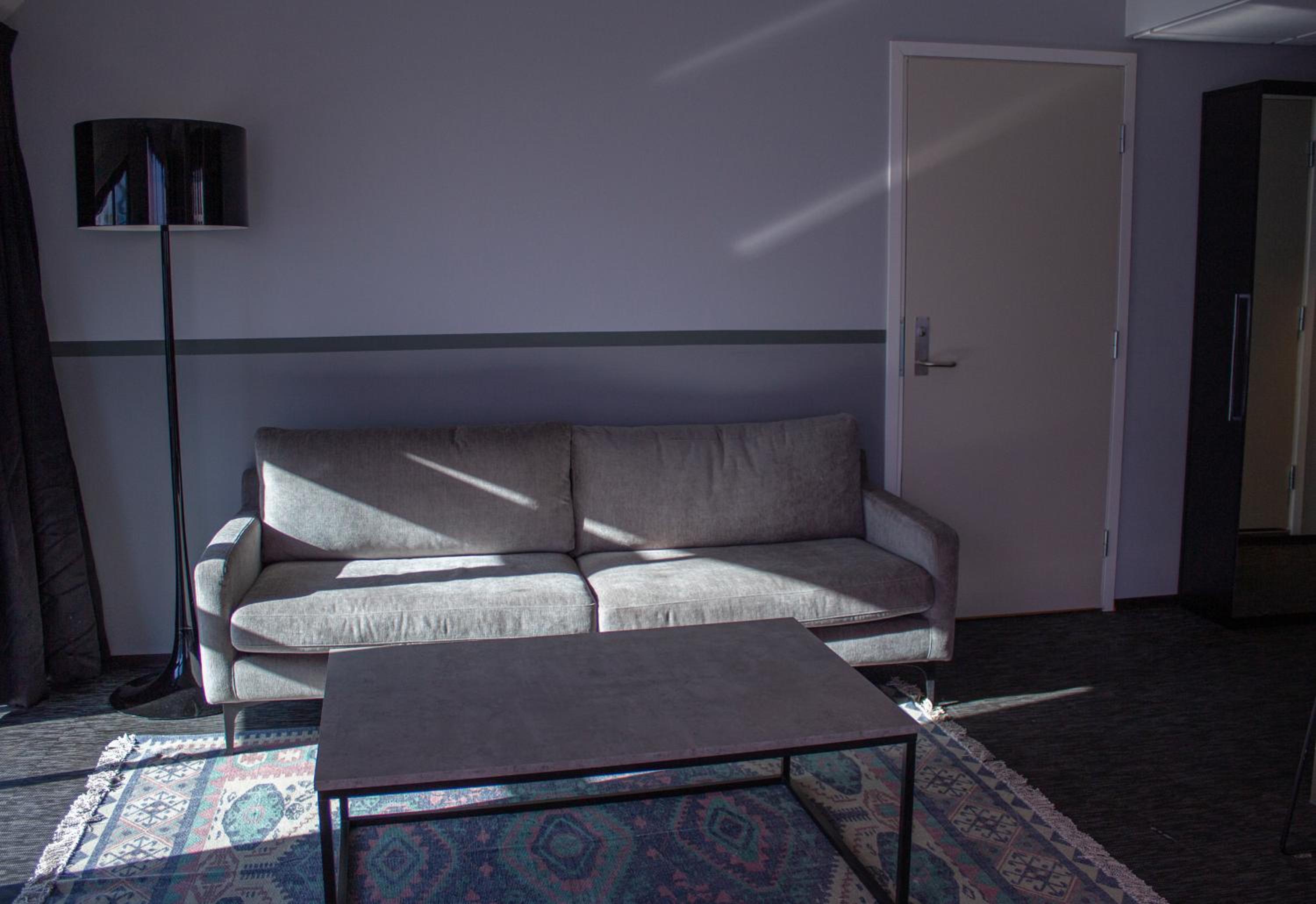 Family Room - Photo 3