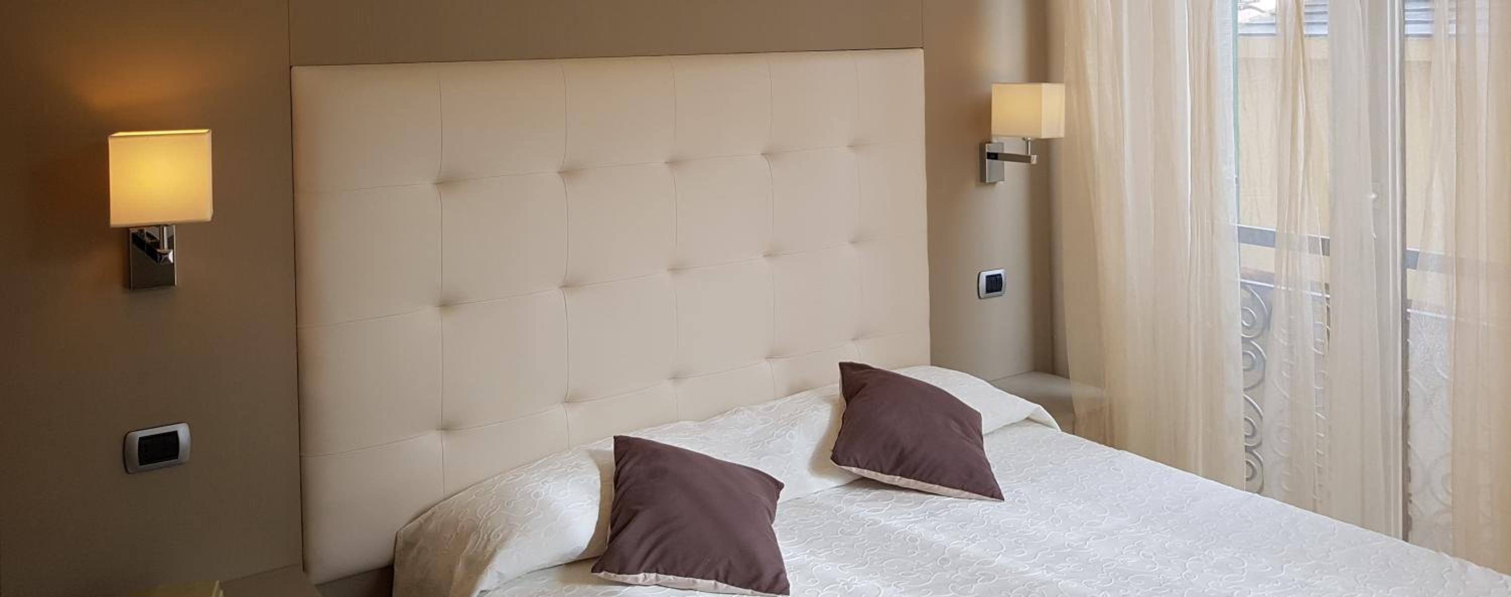 Standard Double or Twin Room with Balcony photo 3
