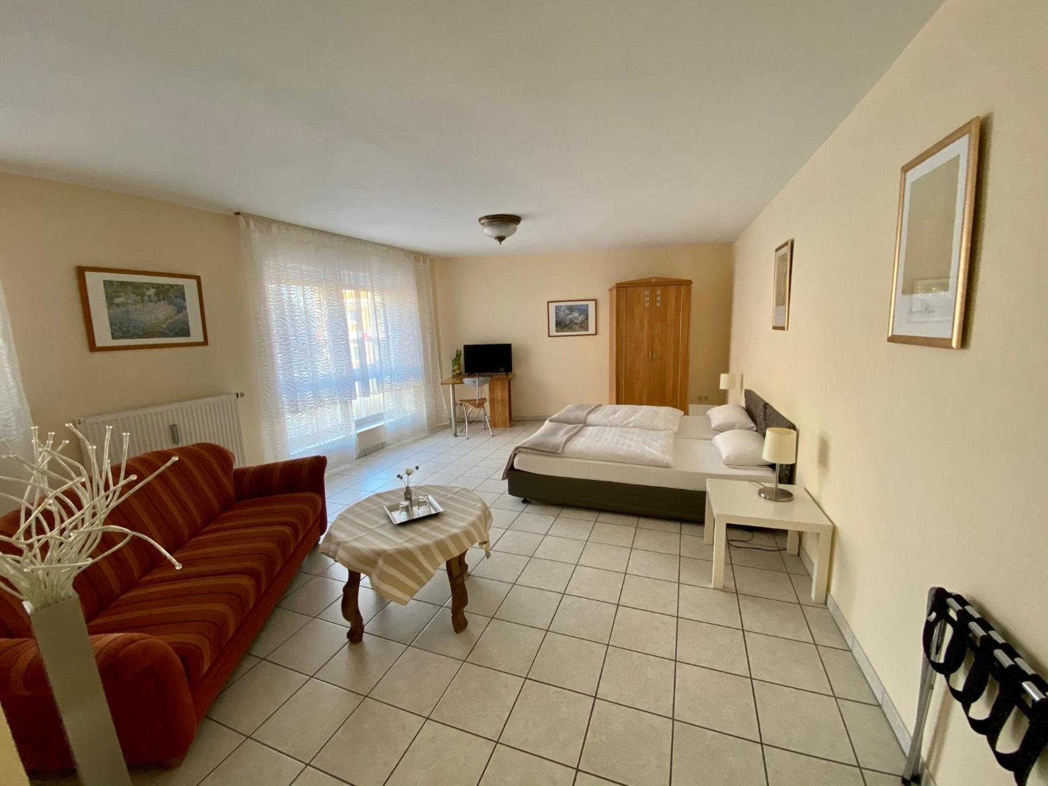 Double Room - Photo 5