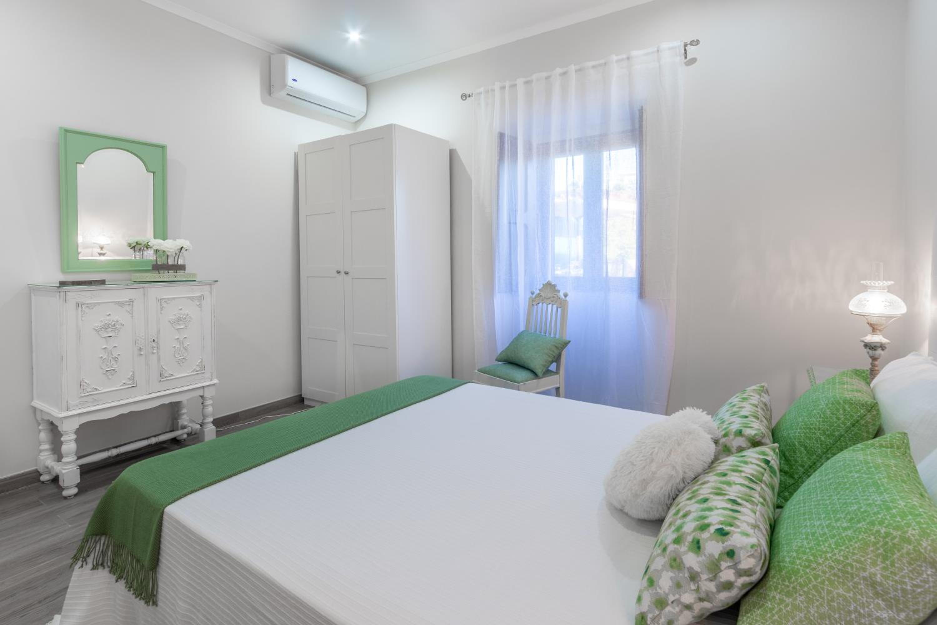 Villa photo 1