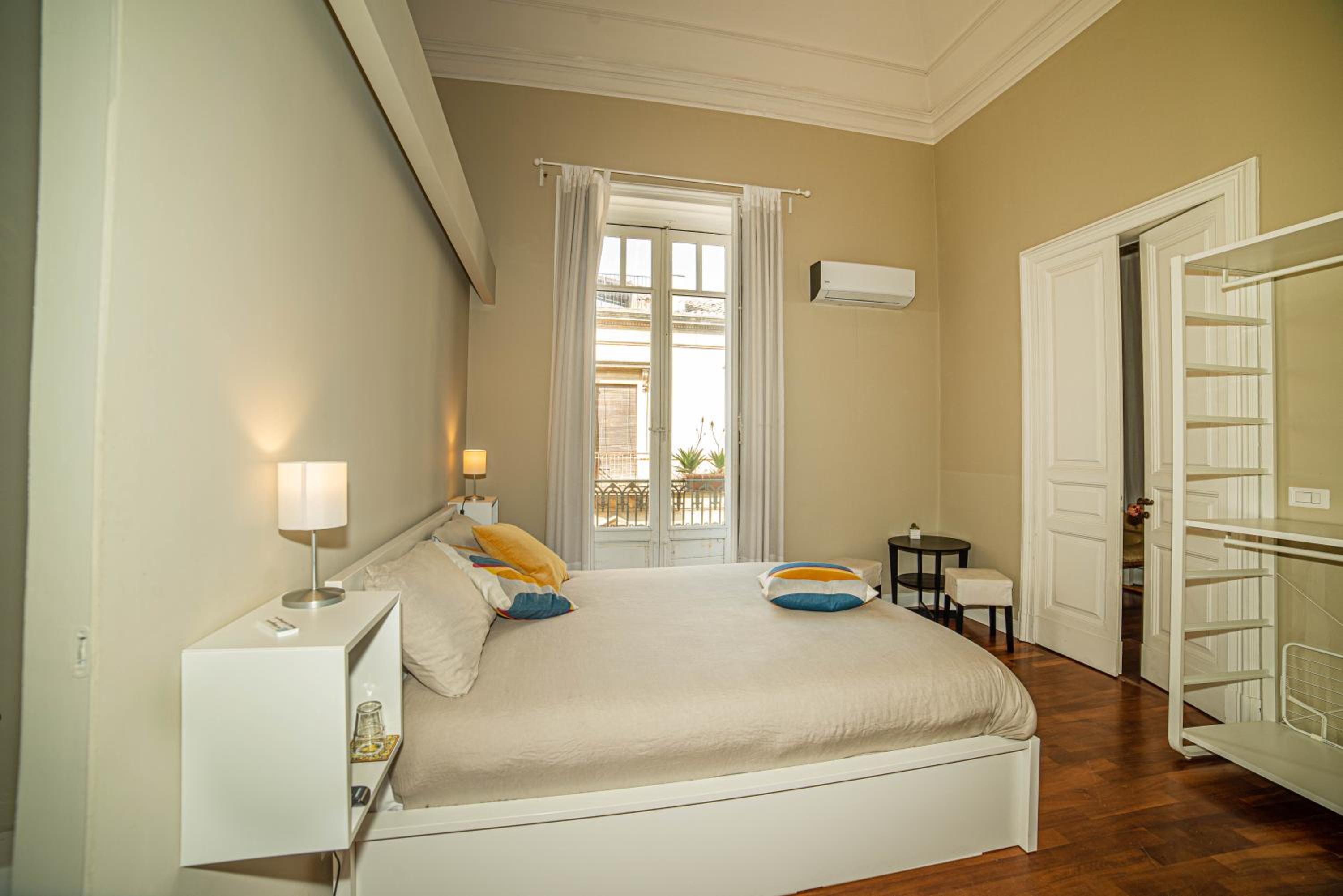 King Room with Balcony photo 3