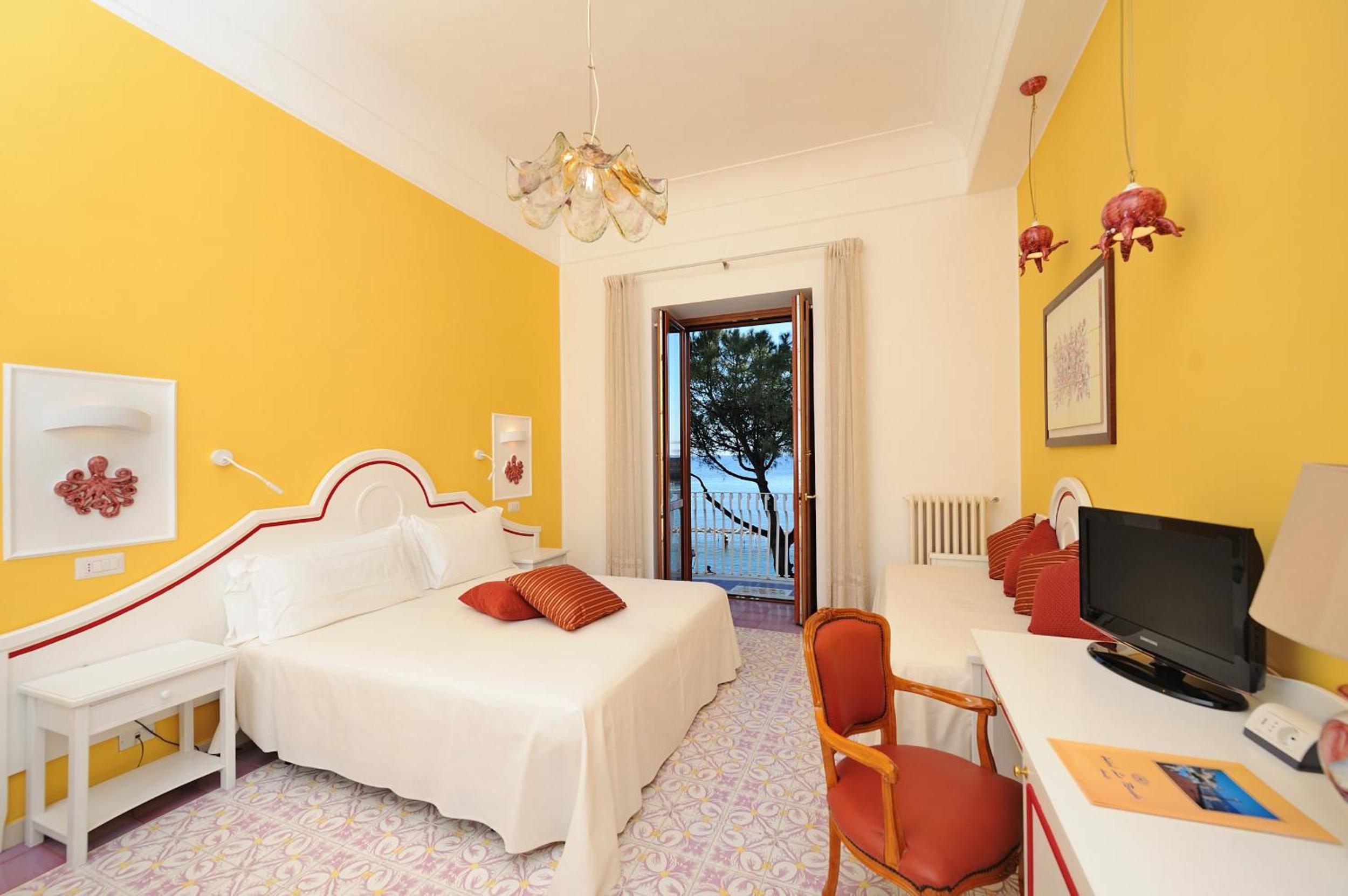 Superior Double or Twin Room with Sea View - Photo 9